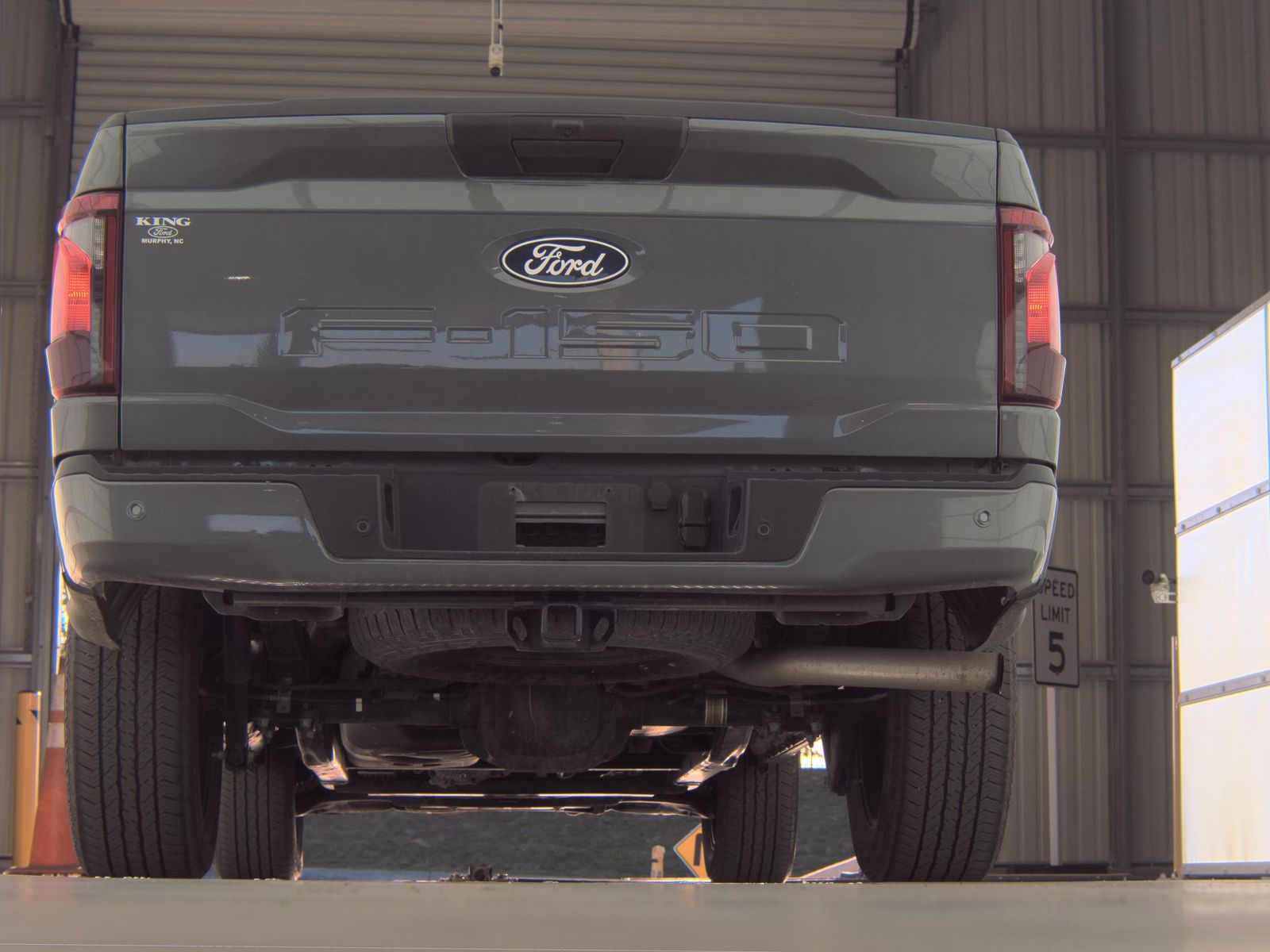 FORD F-150 - 8