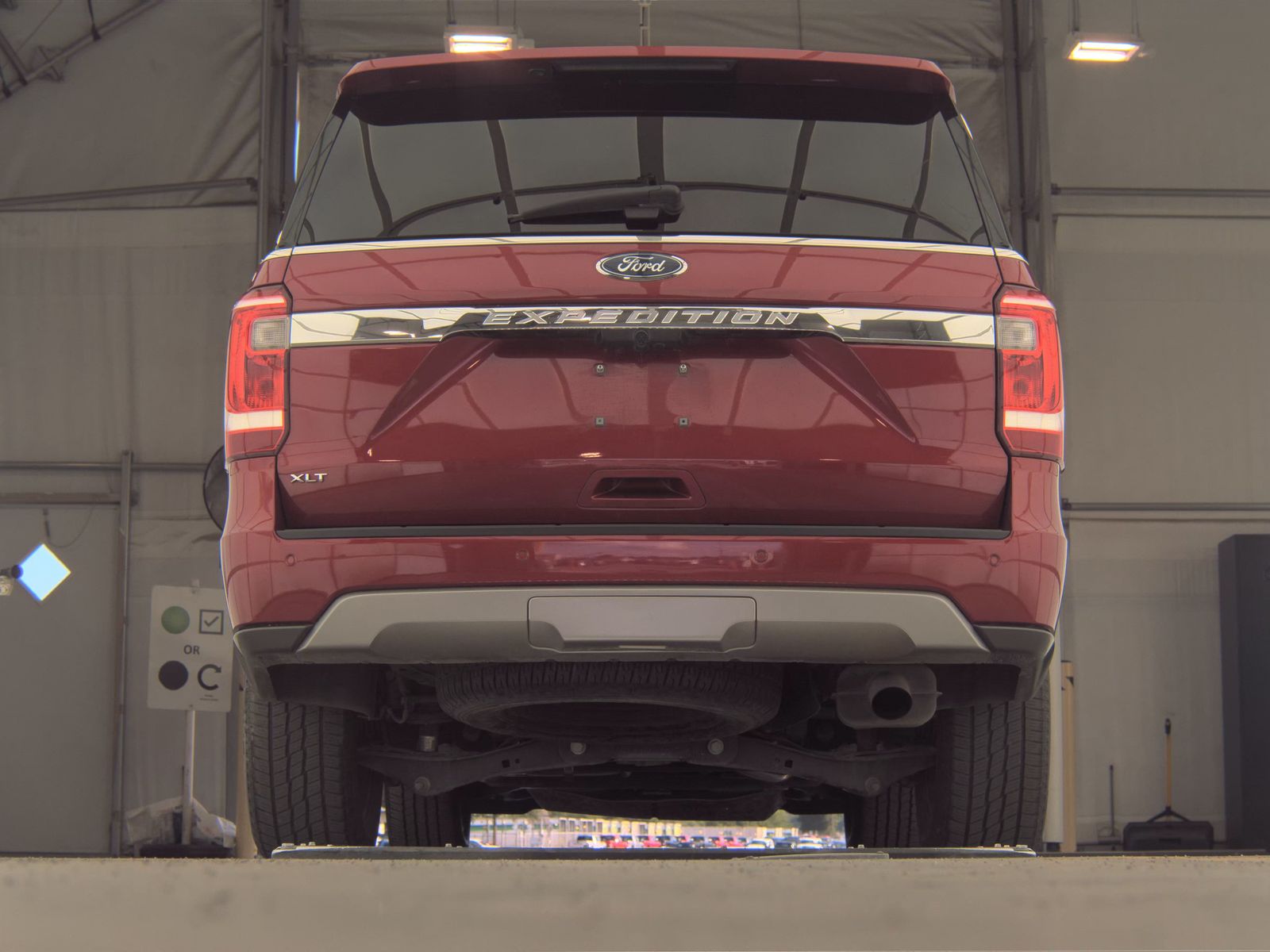 FORD EXPEDITION - 8