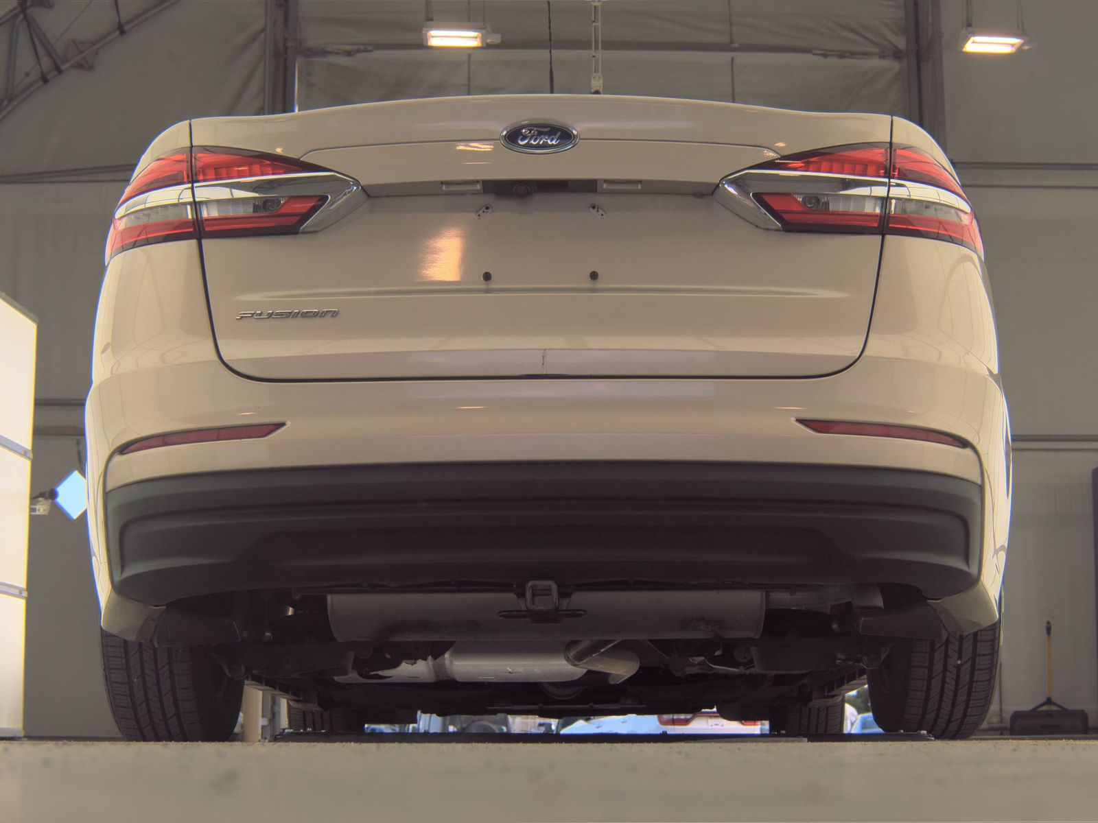 FORD FUSION - 8