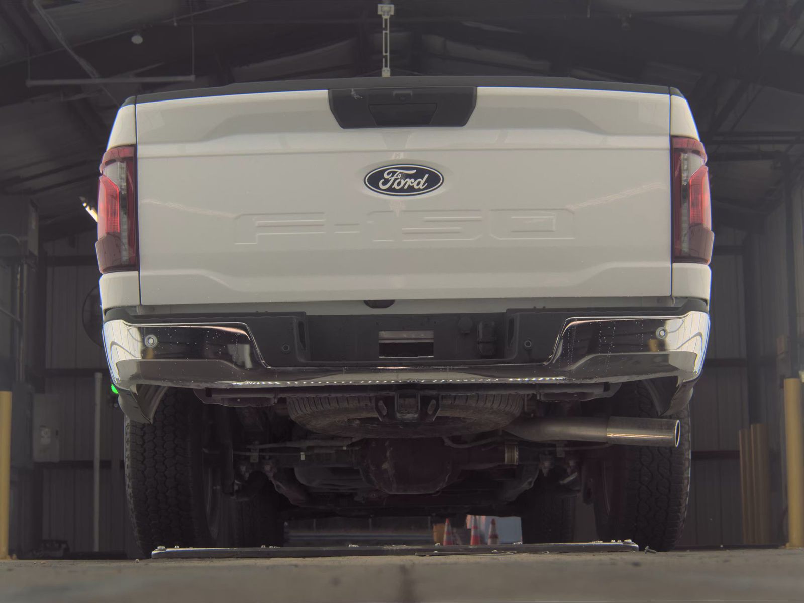 FORD F-150 - 8