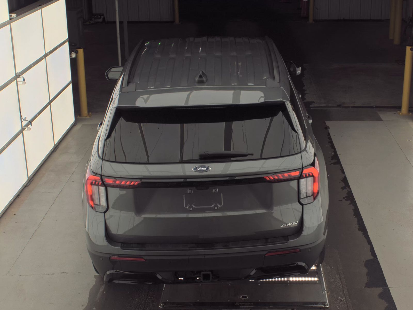 FORD EXPLORER - 7