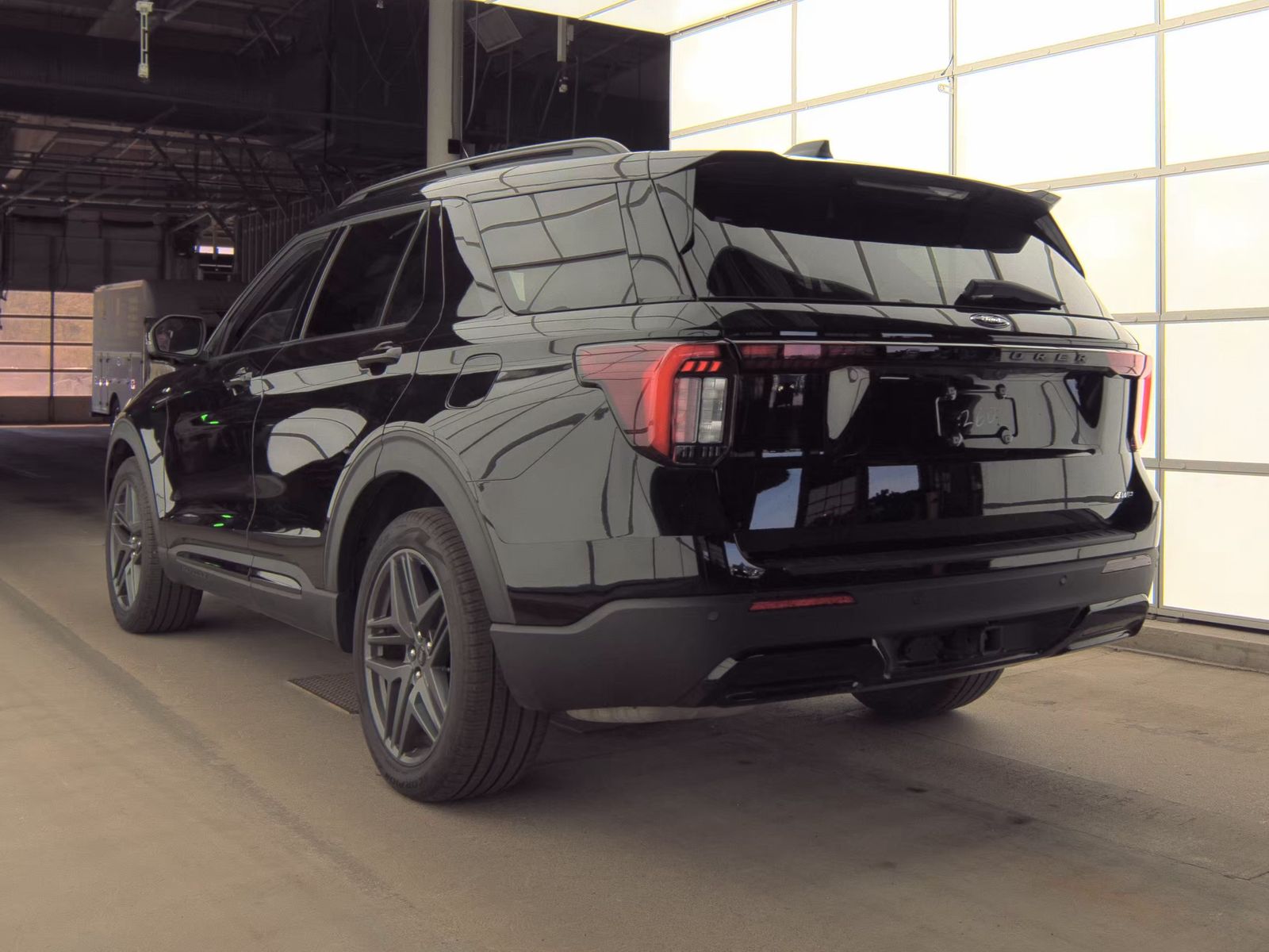 FORD EXPLORER - 7