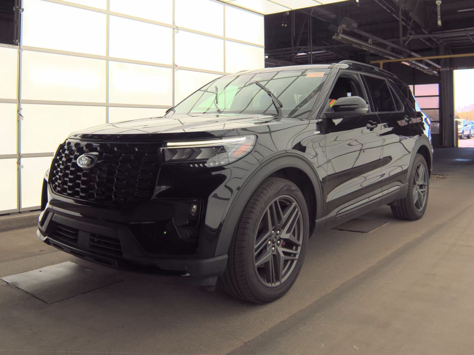 FORD EXPLORER - 1