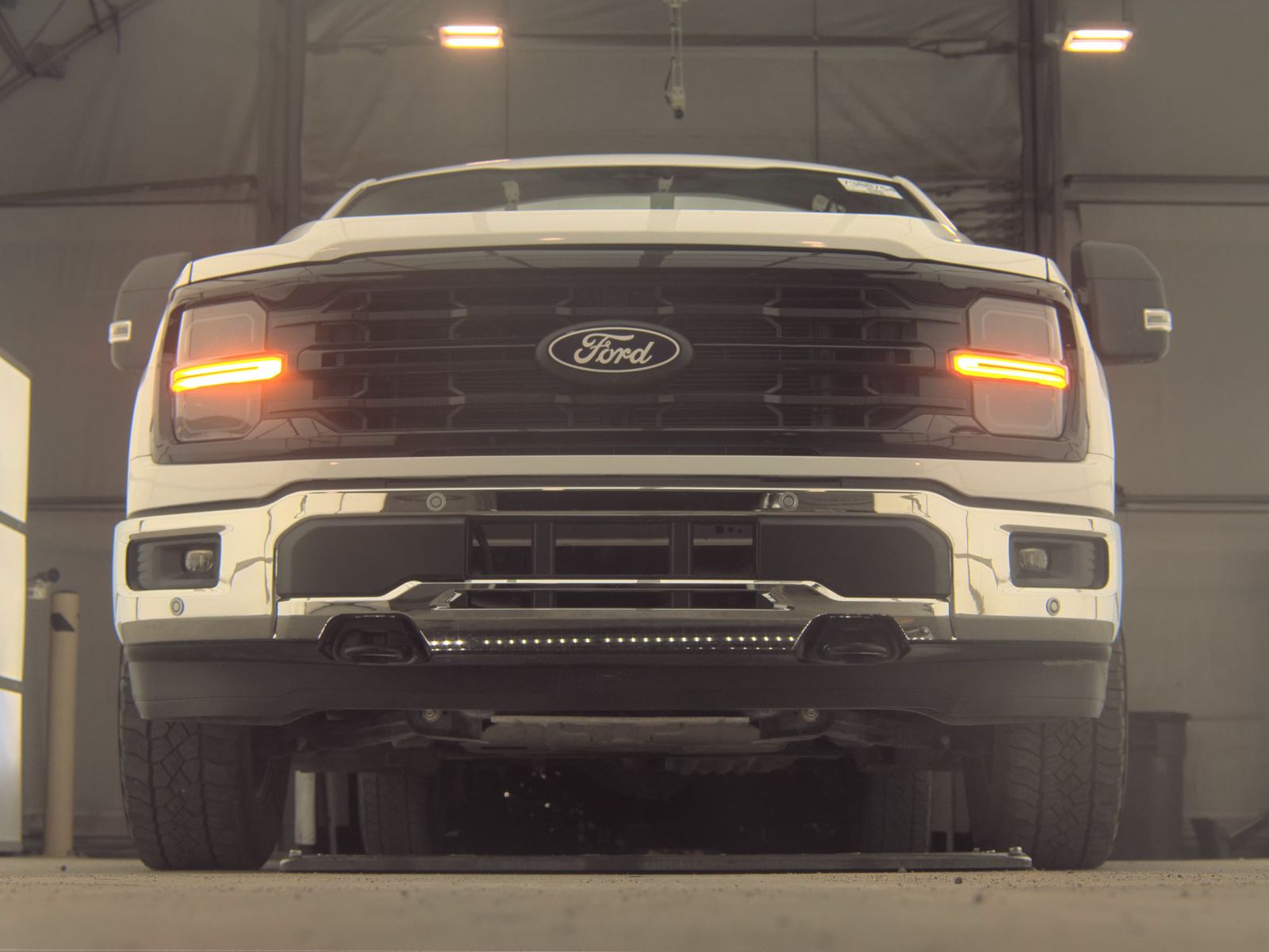 FORD F-150 - 4