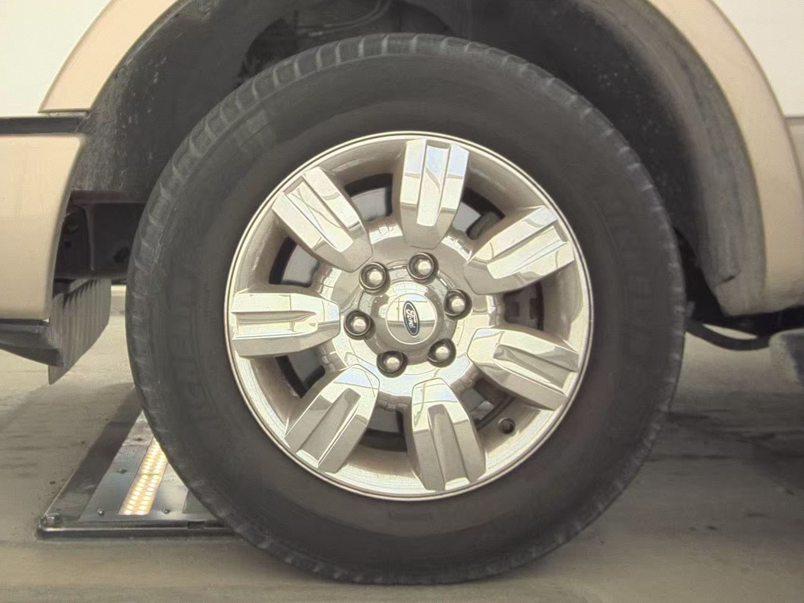 FORD F-150 - 10