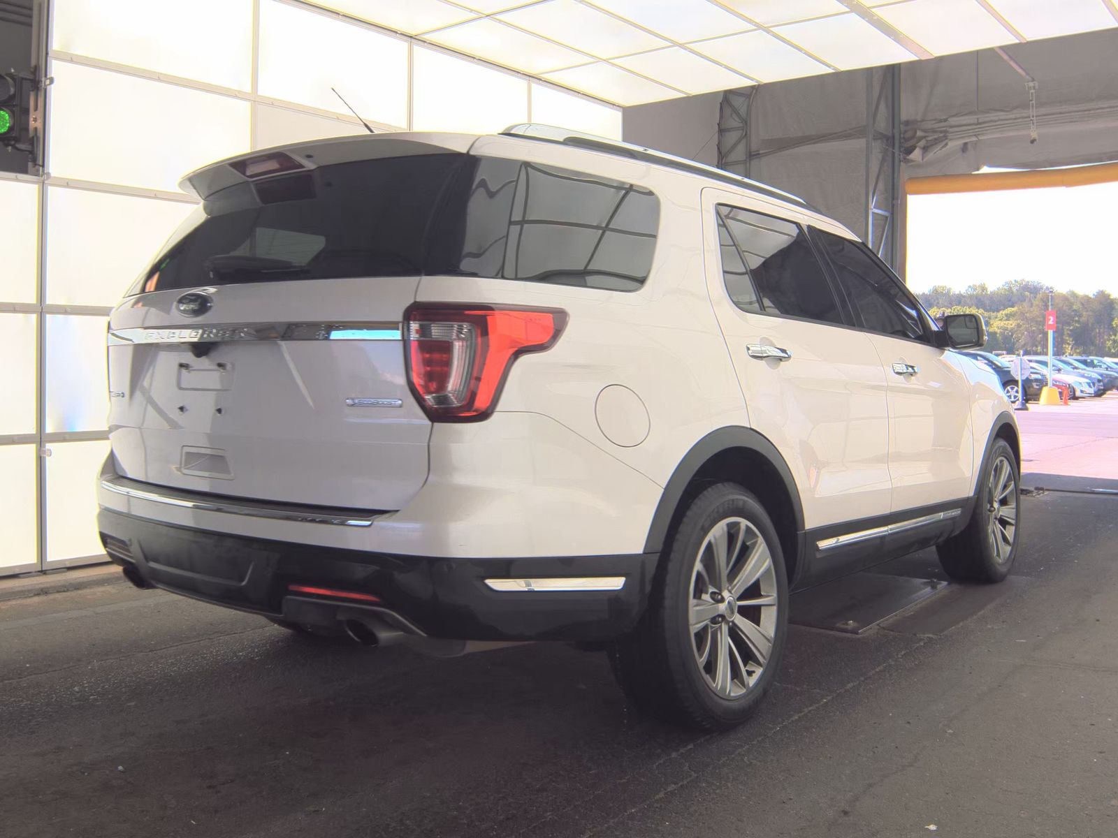 FORD EXPLORER - 5