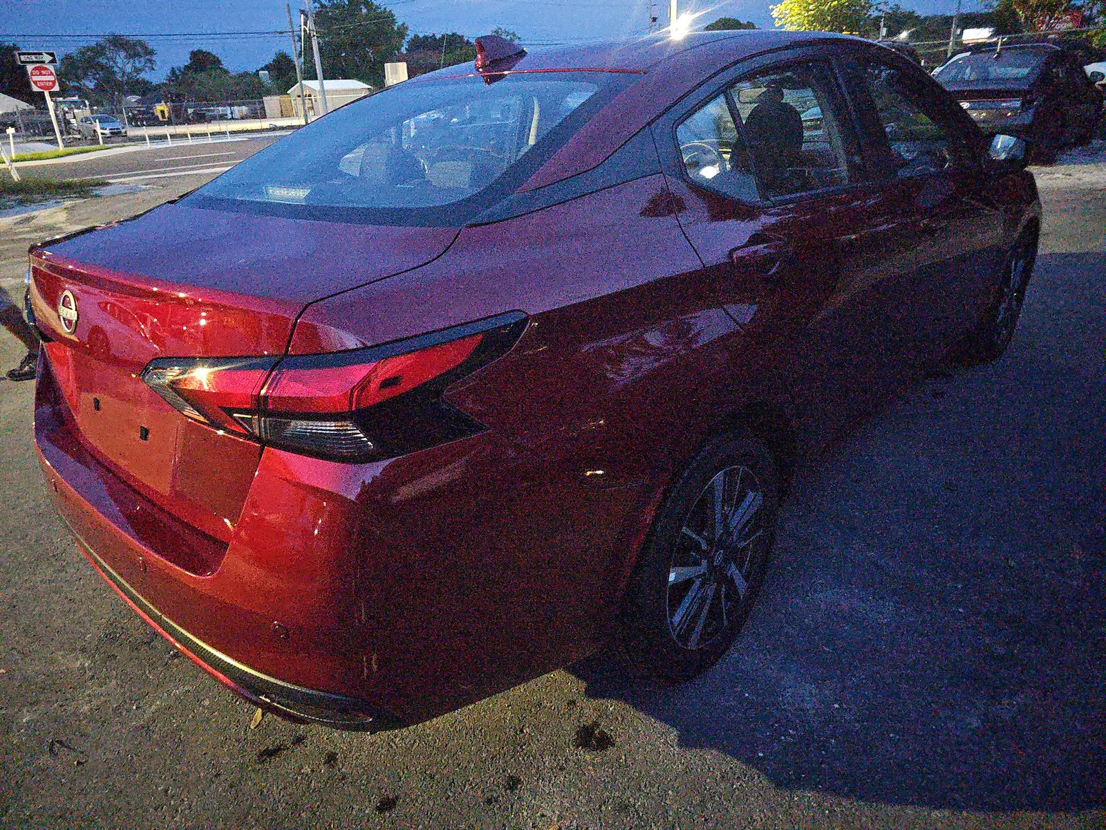 NISSAN VERSA - 5