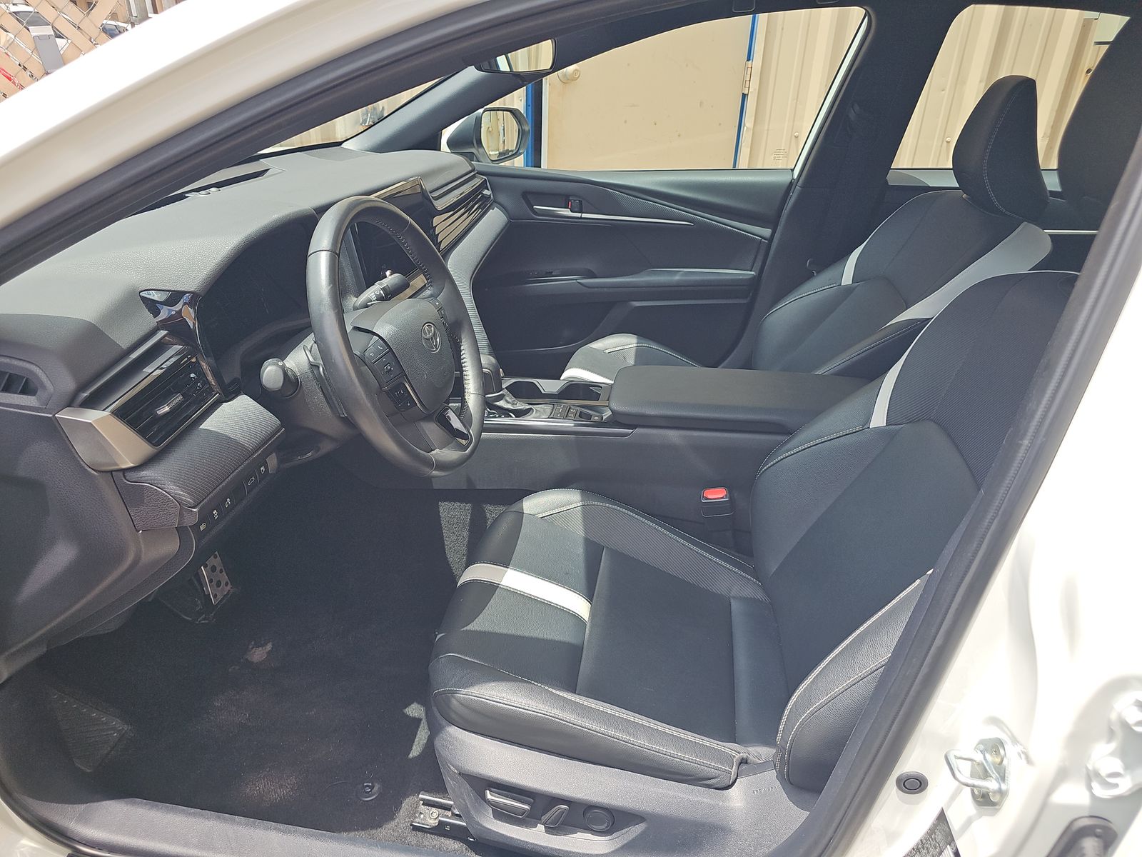 TOYOTA CAMRY - 8