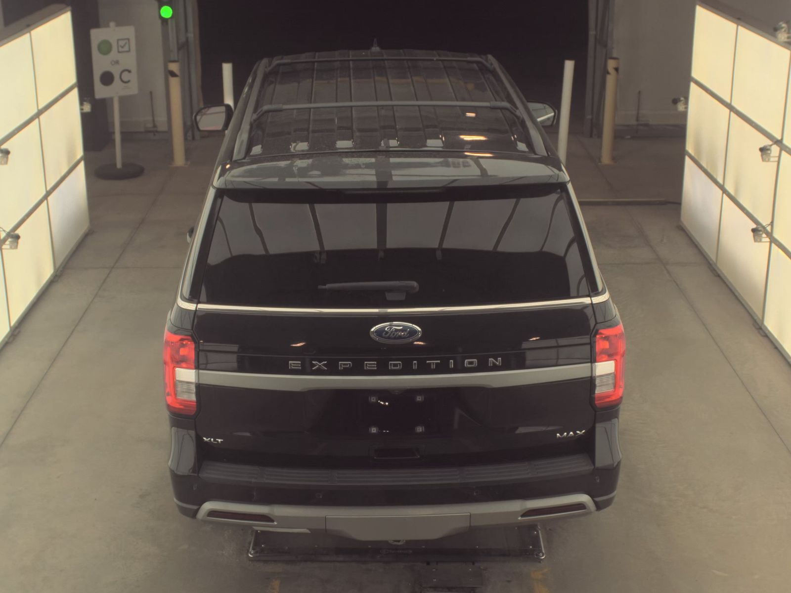 FORD EXPEDITION MAX - 7