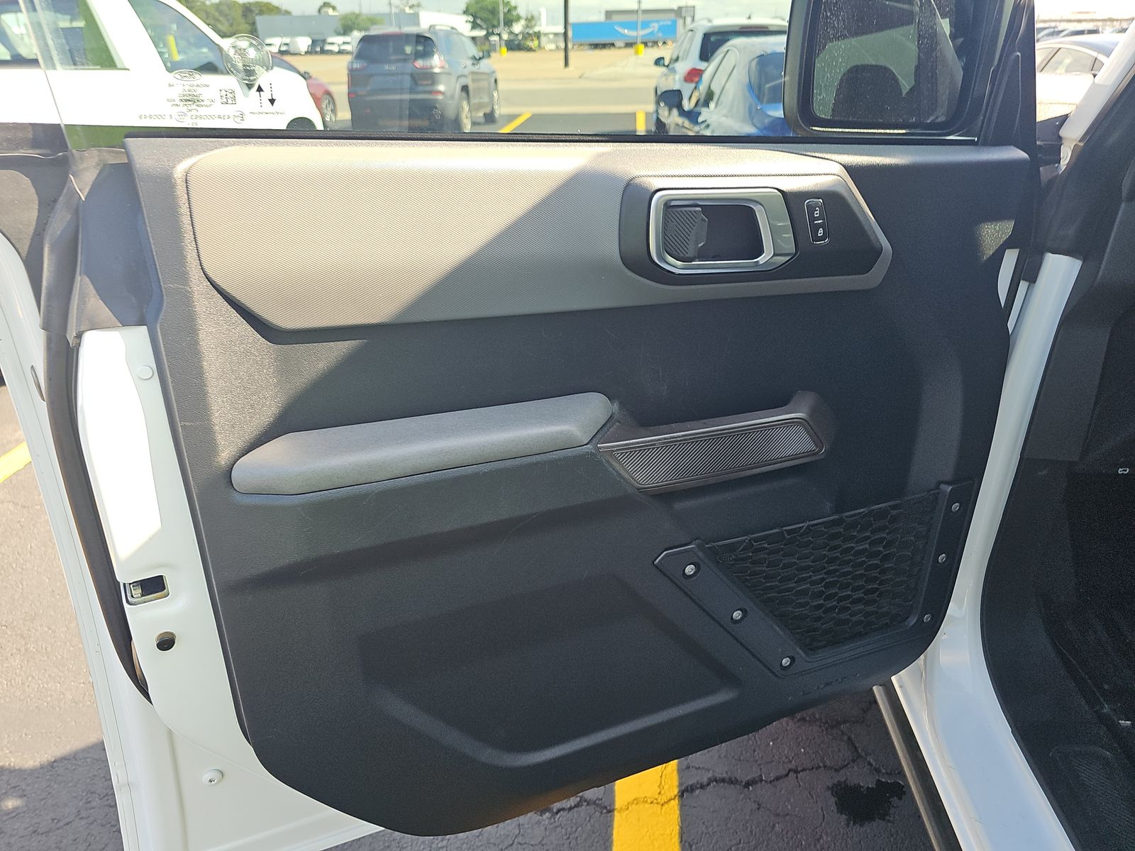 FORD BRONCO - 10