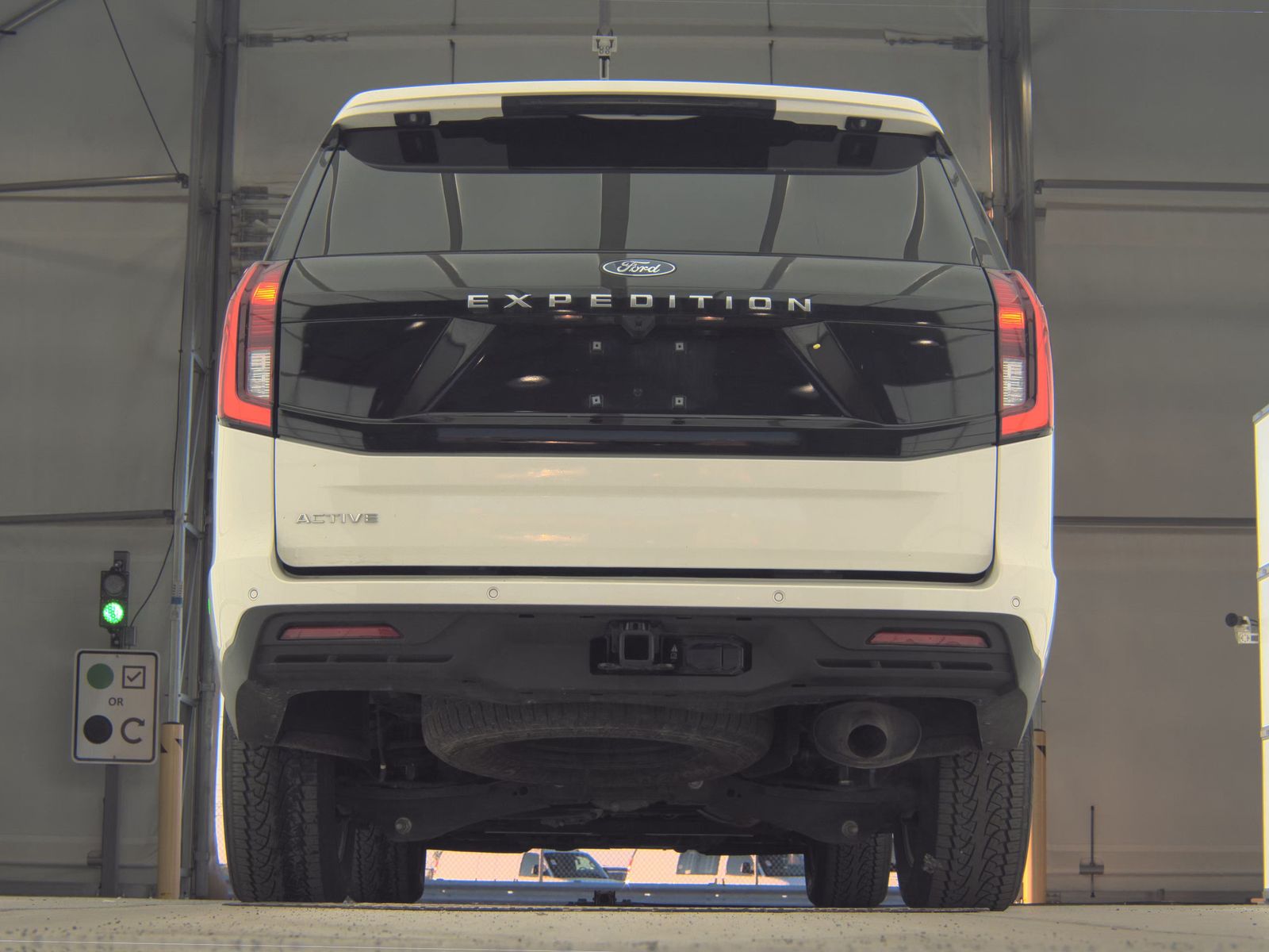 FORD EXPEDITION - 8