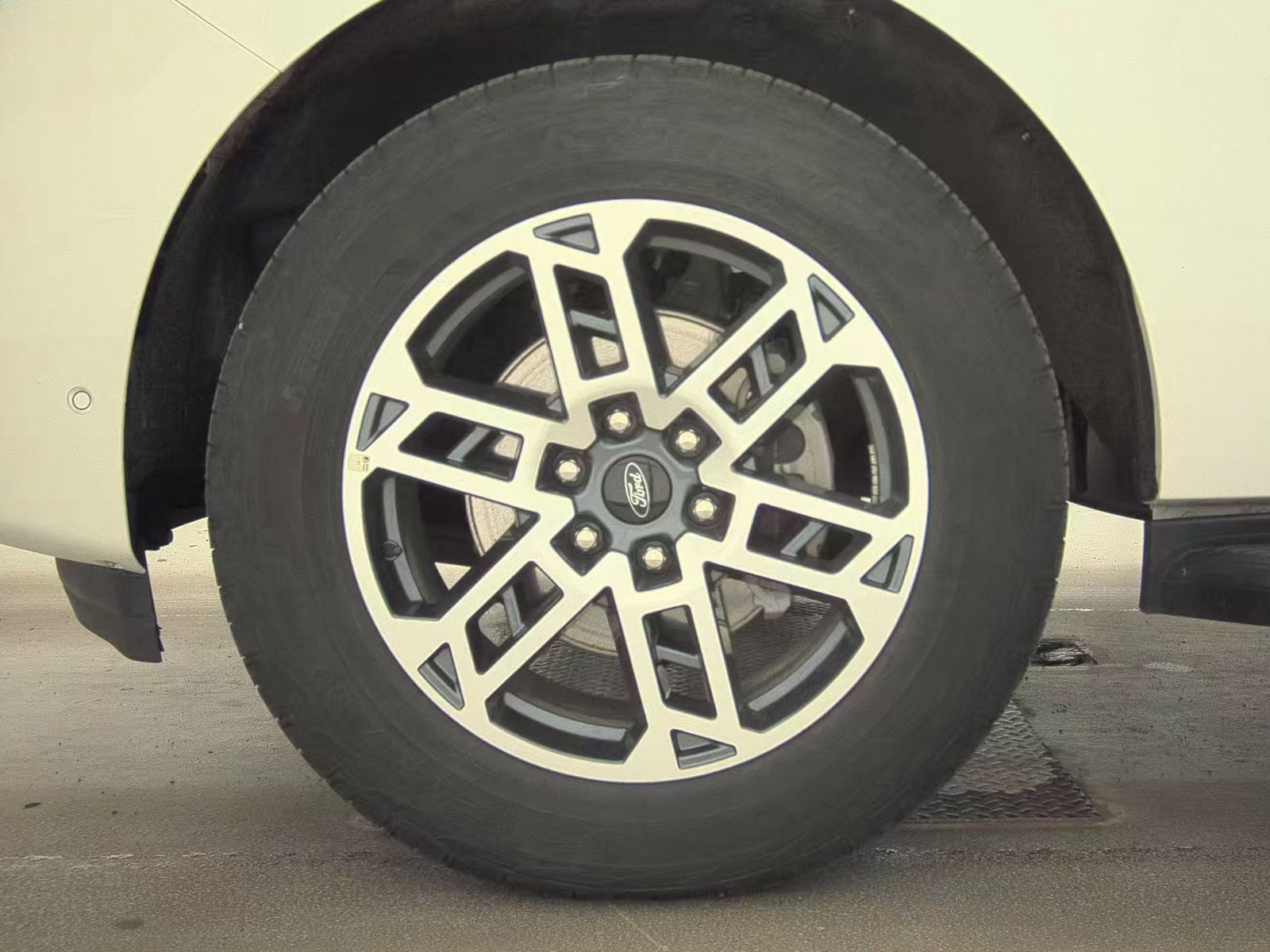 FORD EXPEDITION - 10