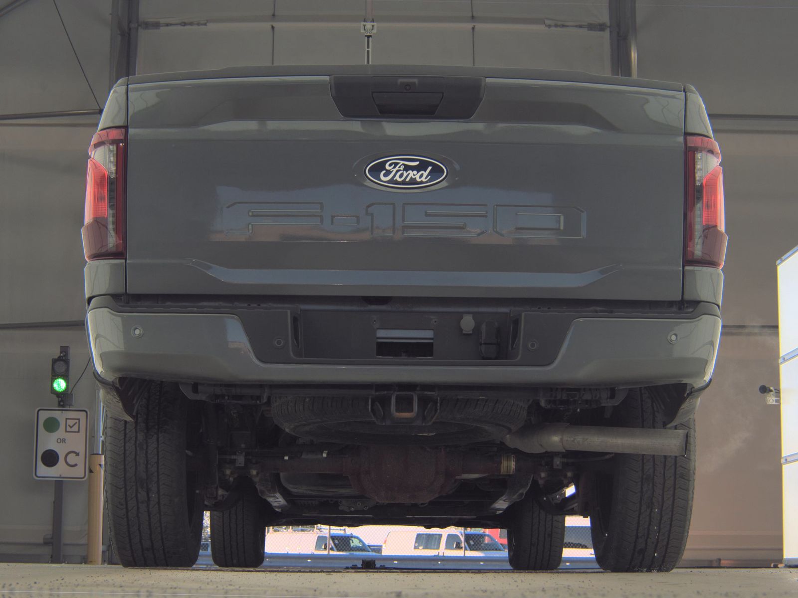 FORD F-150 - 8