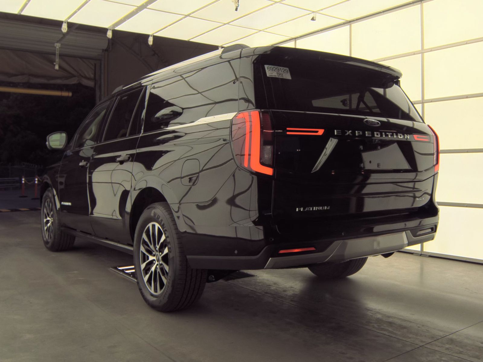 FORD EXPEDITION MAX - 9