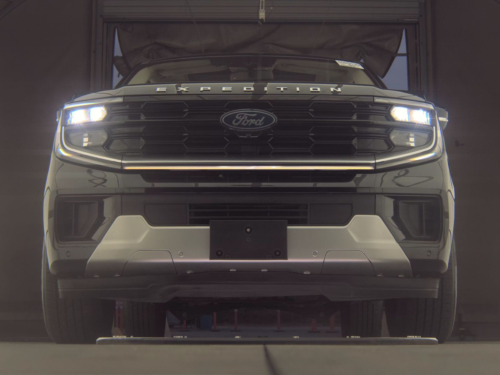 FORD EXPEDITION MAX - 4