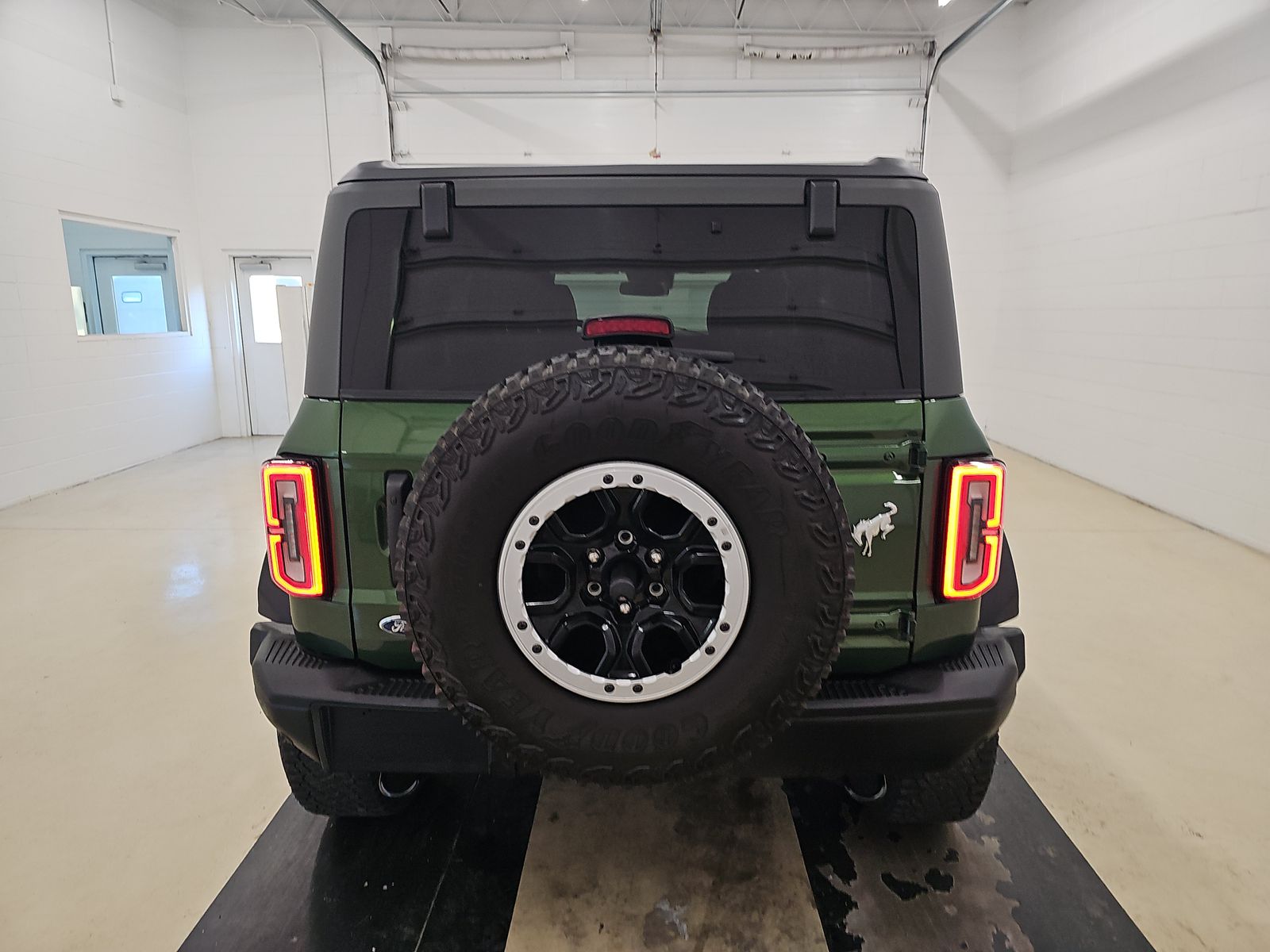 FORD BRONCO - 6