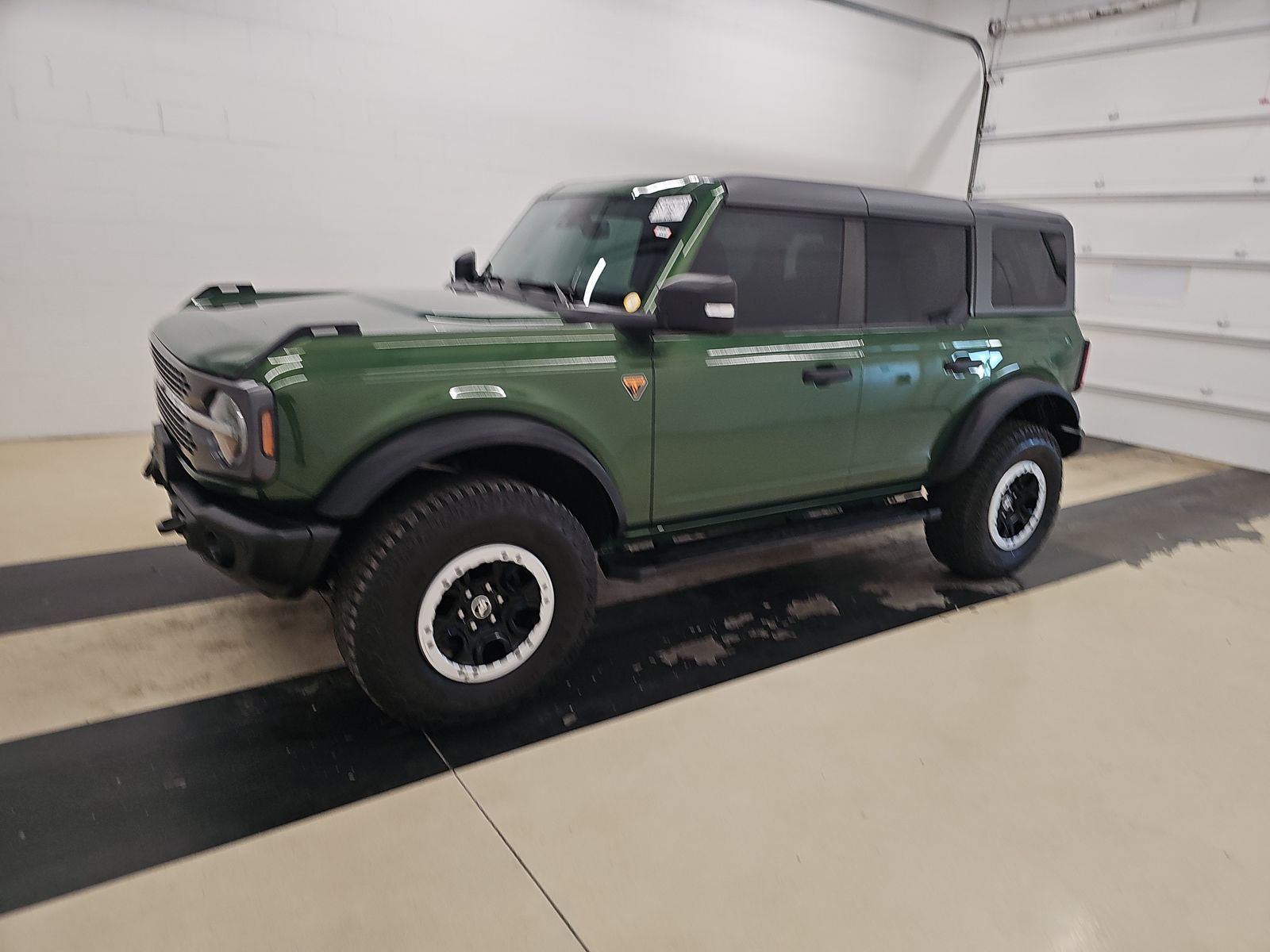 FORD BRONCO - 1