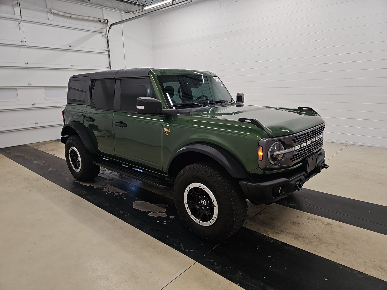 FORD BRONCO - 4
