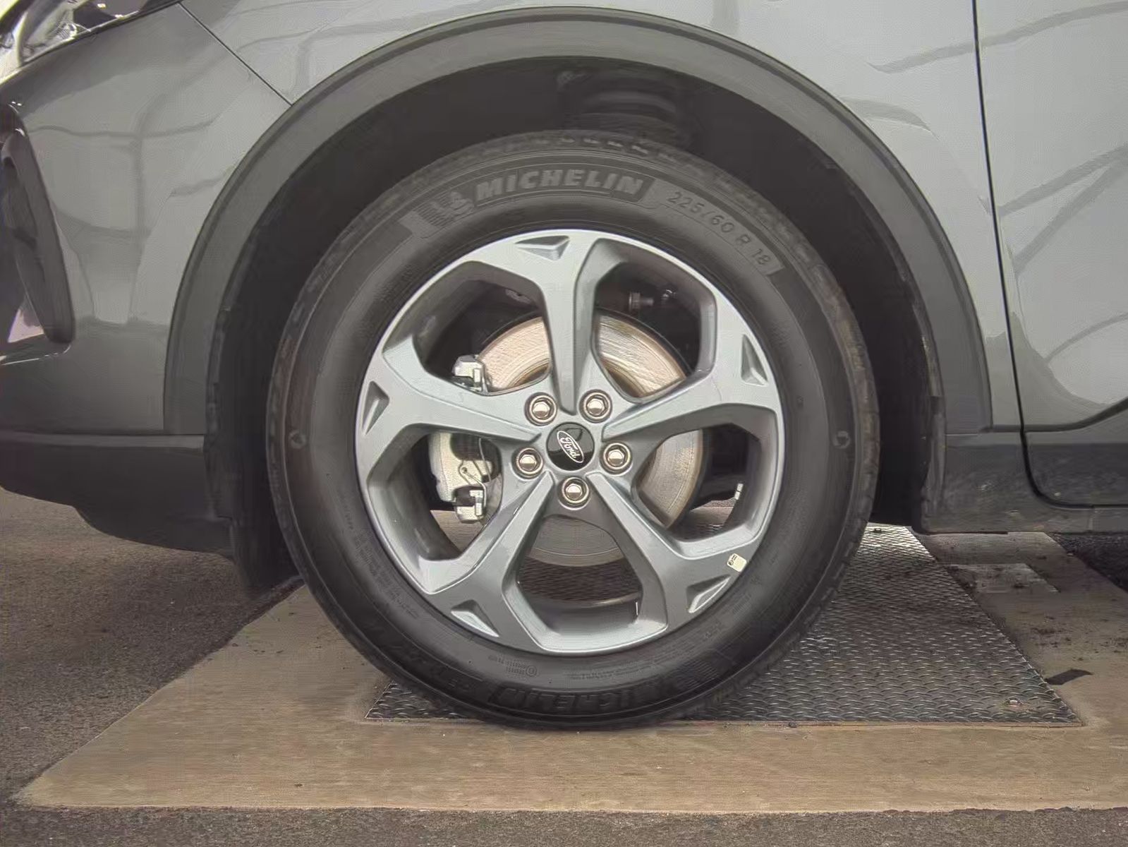 2025 Ford Escape ST-Line FWD