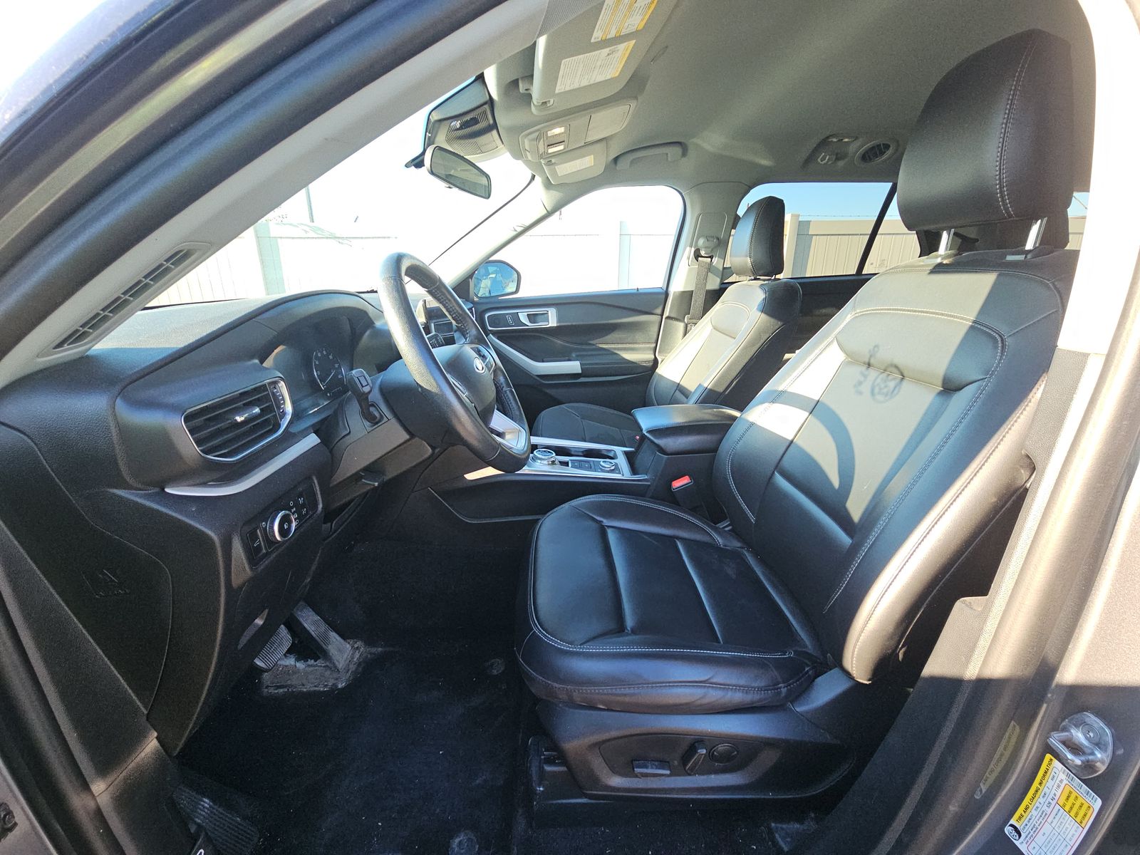 FORD EXPLORER - 8