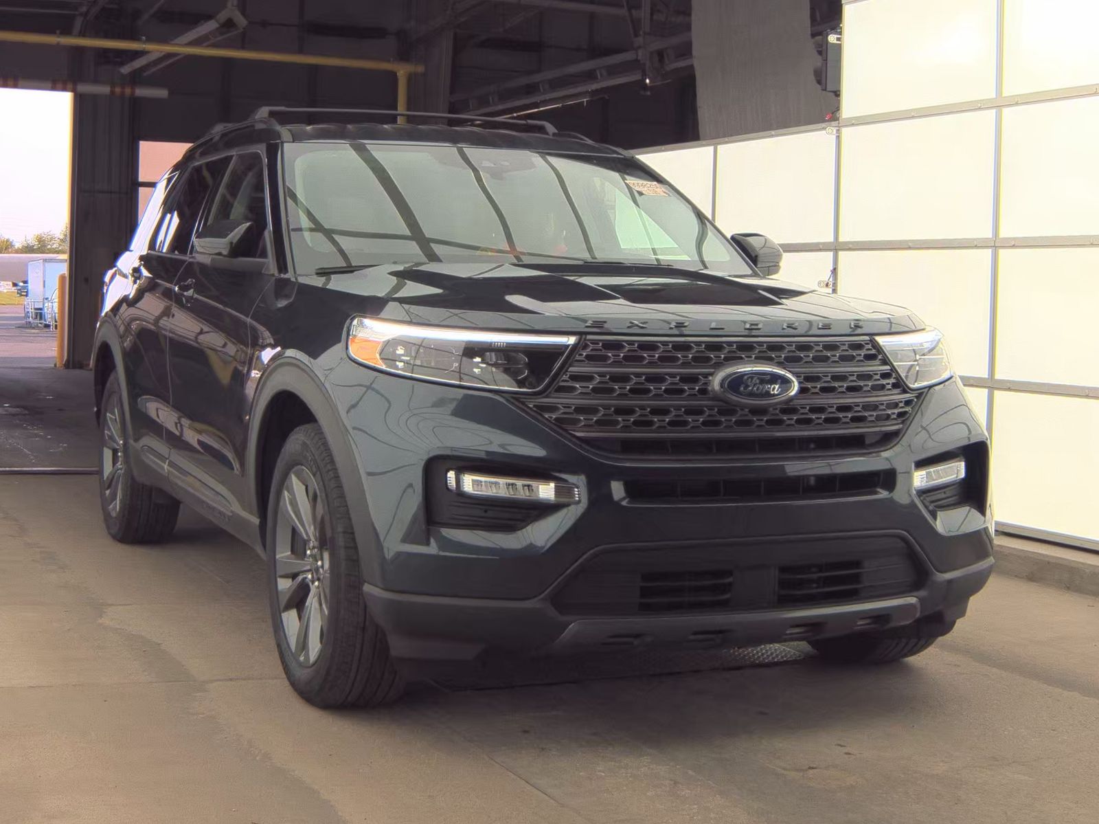 FORD EXPLORER - 5