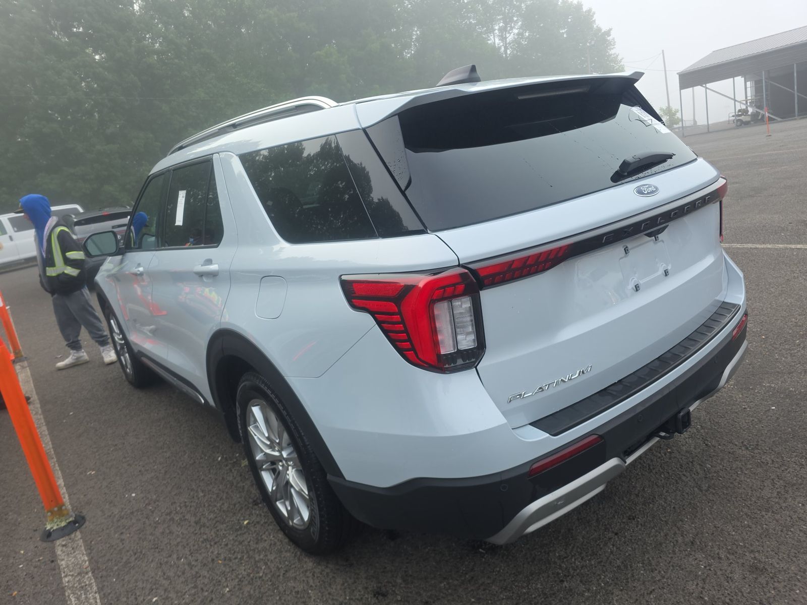 FORD EXPLORER - 7