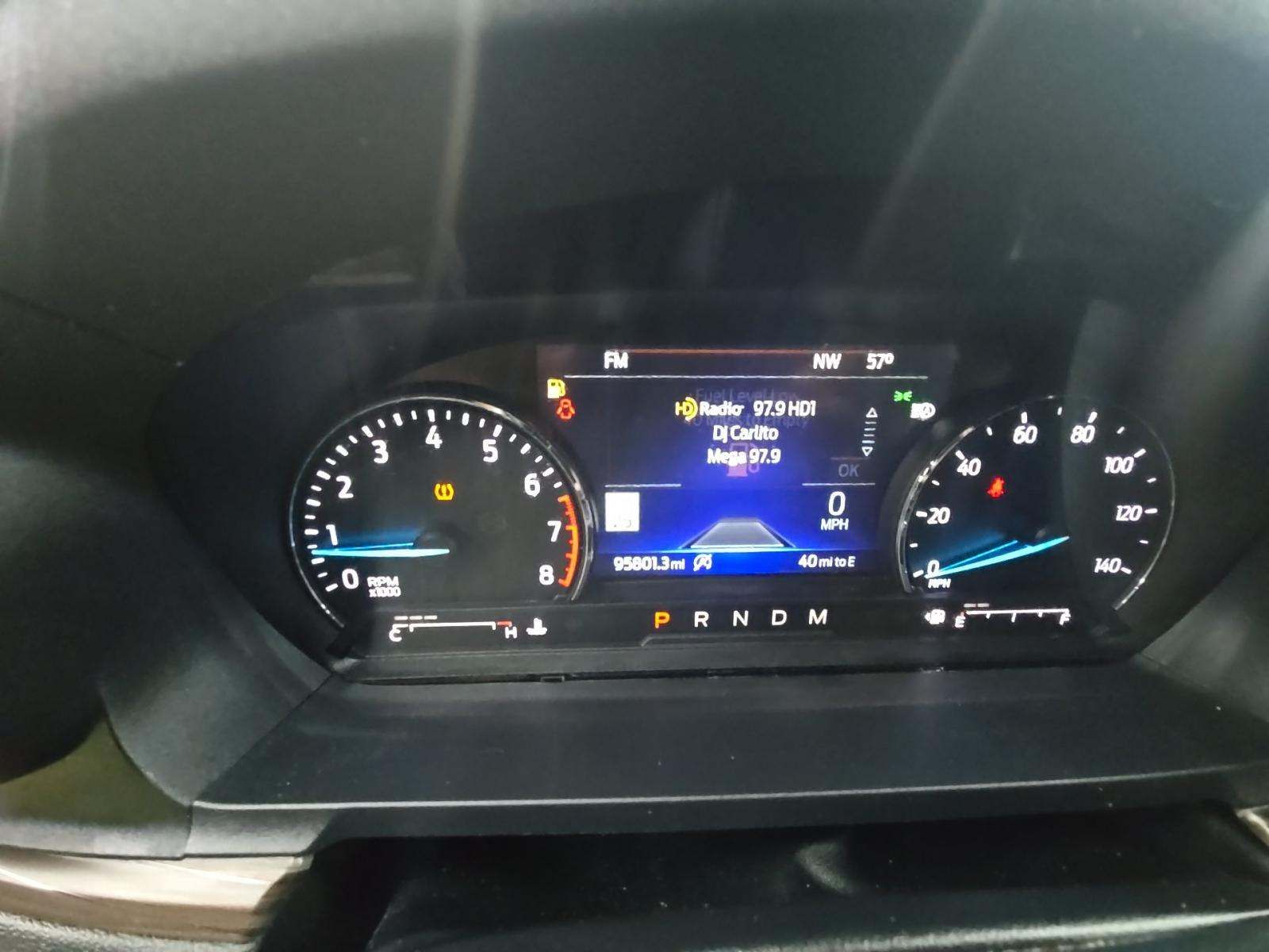 FORD EXPLORER - 7