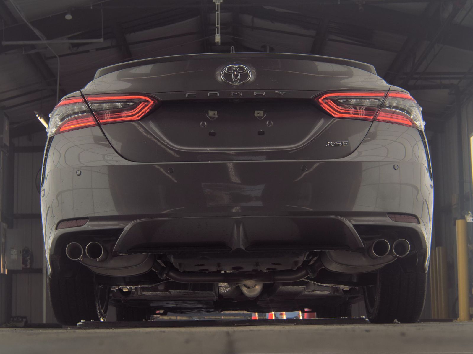 TOYOTA CAMRY - 8