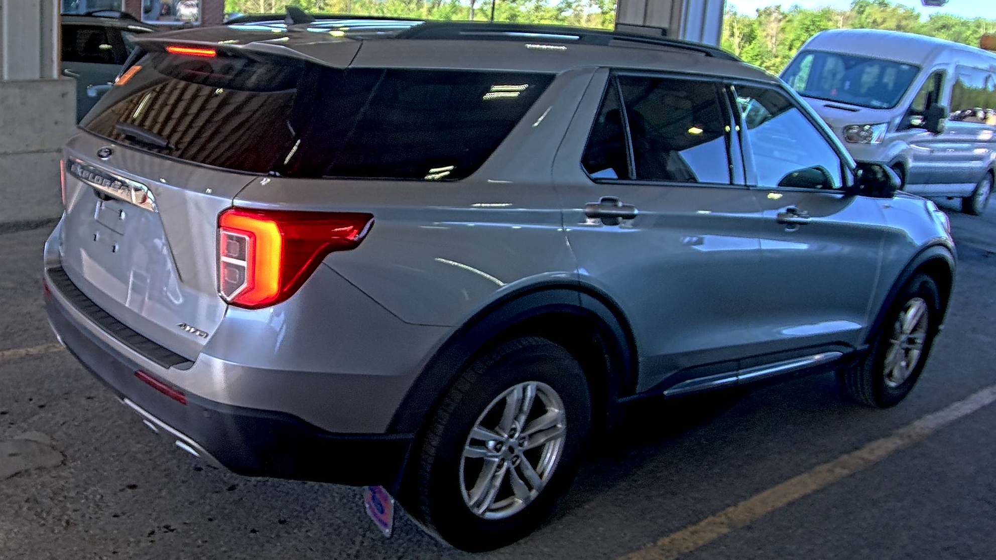FORD EXPLORER - 5