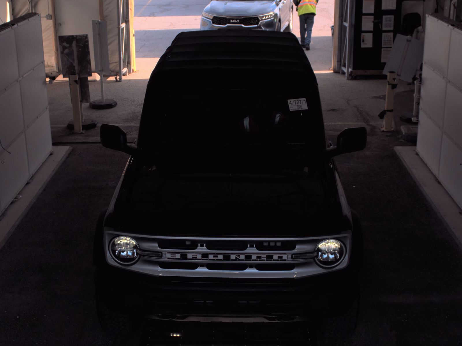 FORD BRONCO - 3