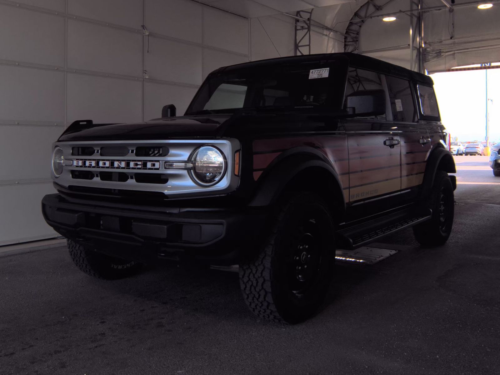 FORD BRONCO - 1