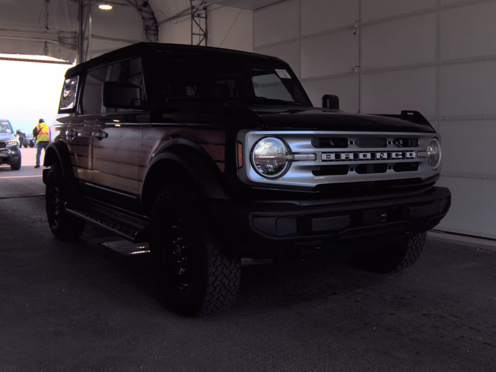 FORD BRONCO - 5