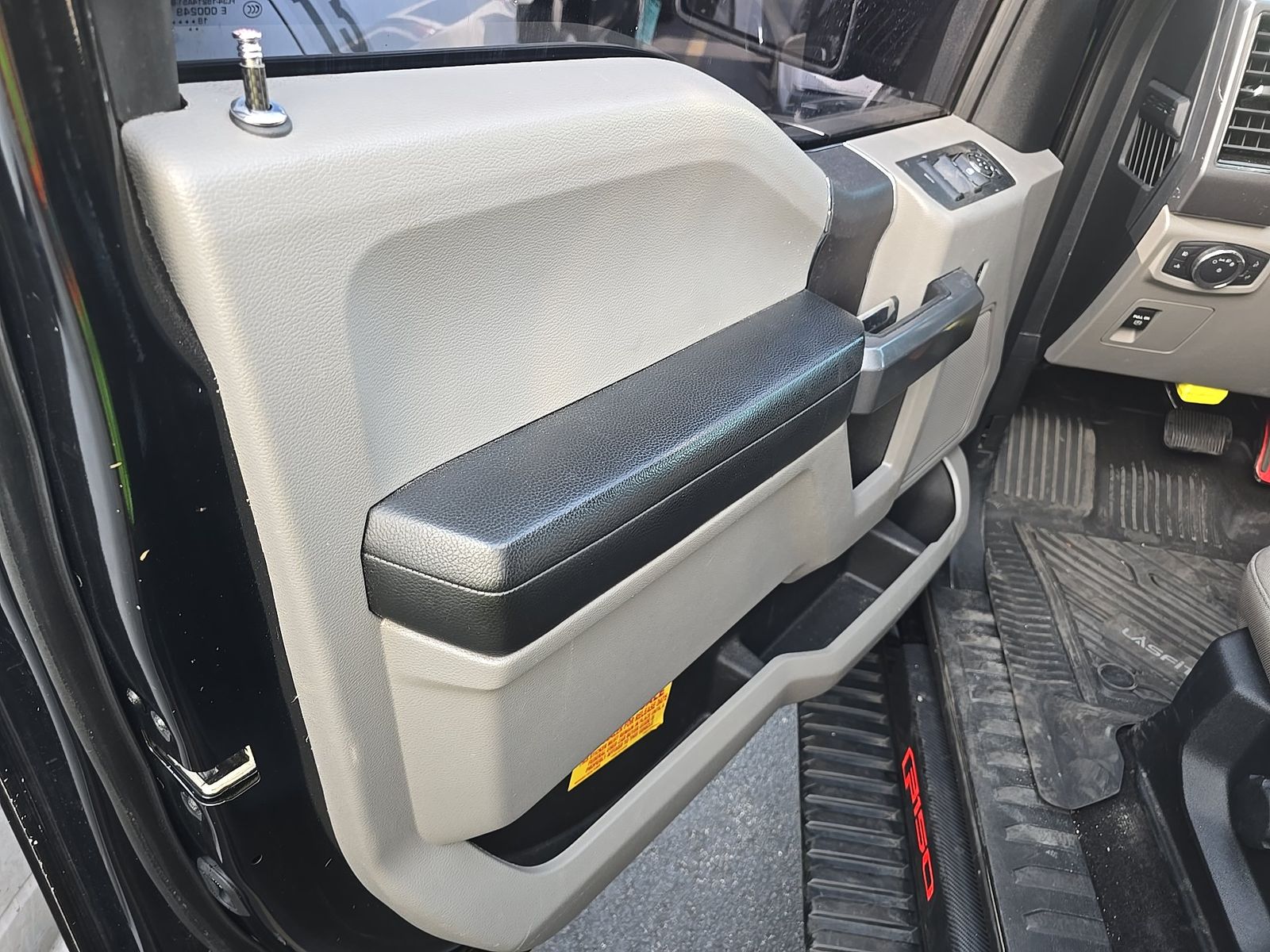 FORD F-150 - 10