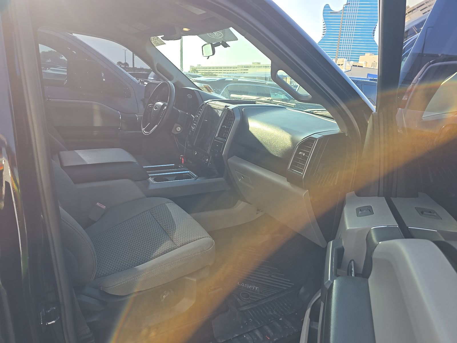 FORD F-150 - 9