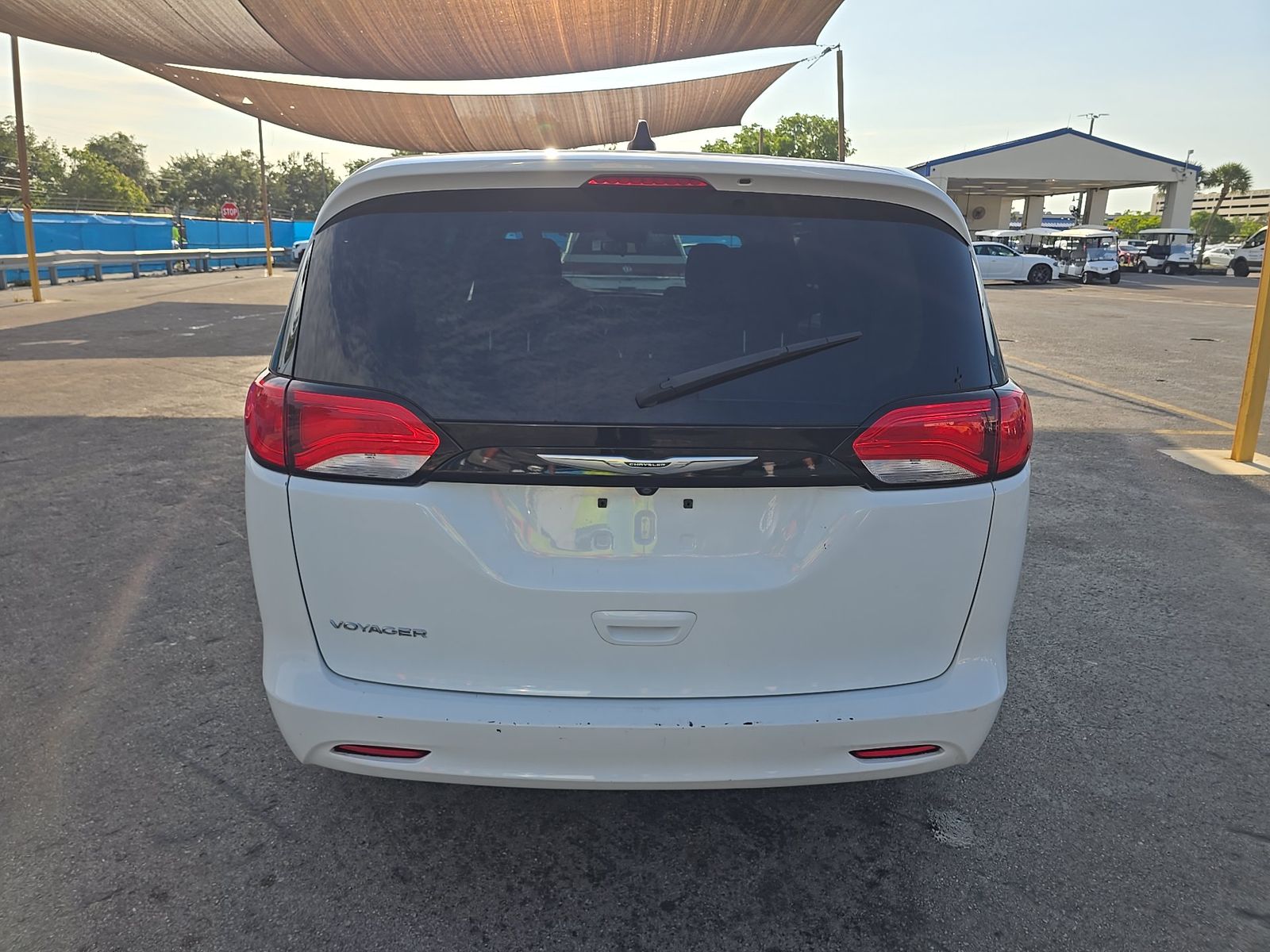 CHRYSLER VOYAGER - 6