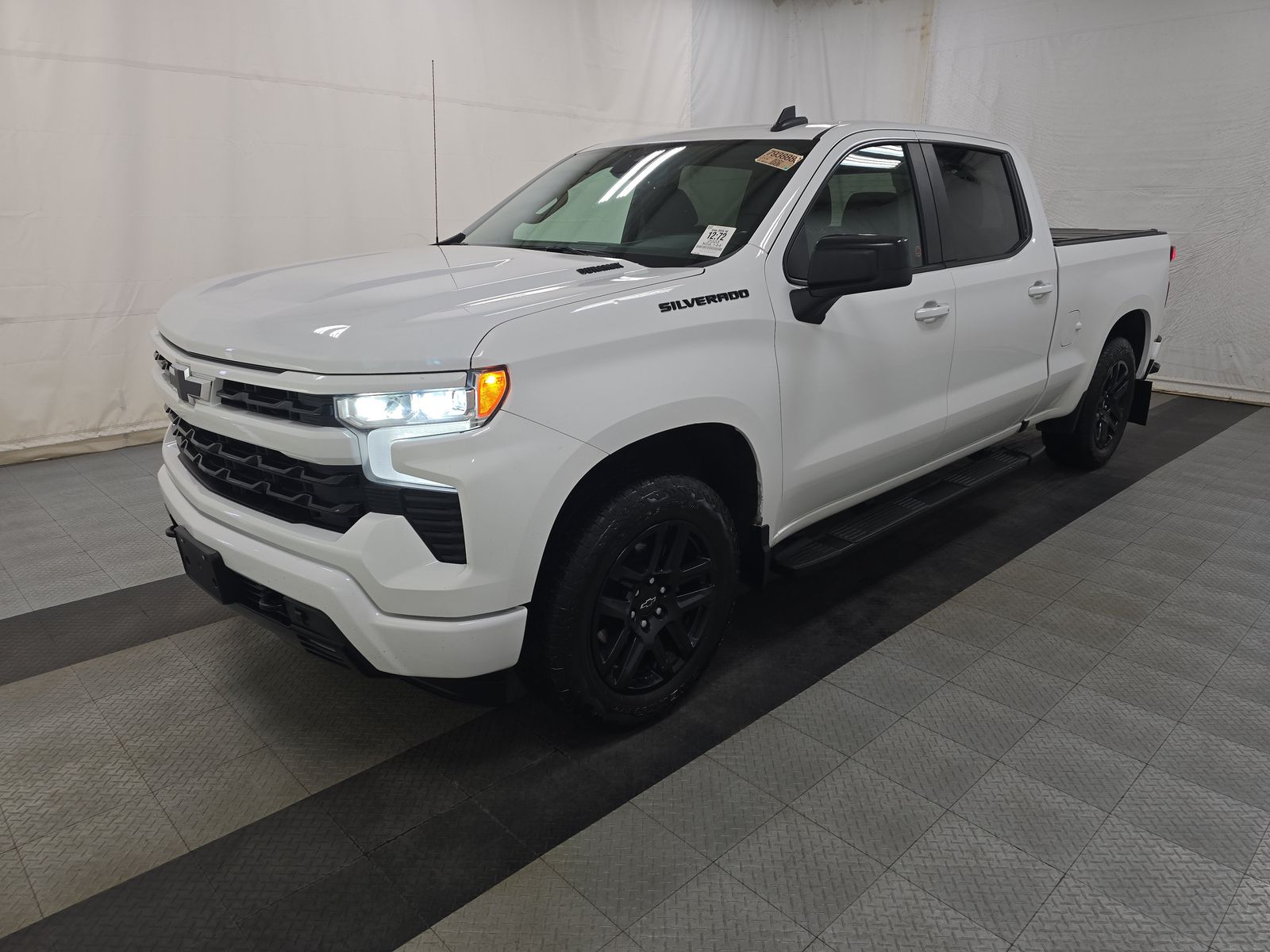 2023 Chevrolet Silverado 1500 RST AWD