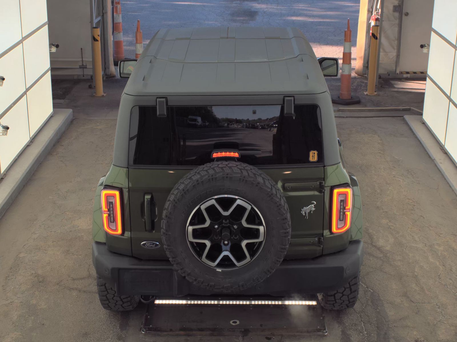 FORD BRONCO - 7