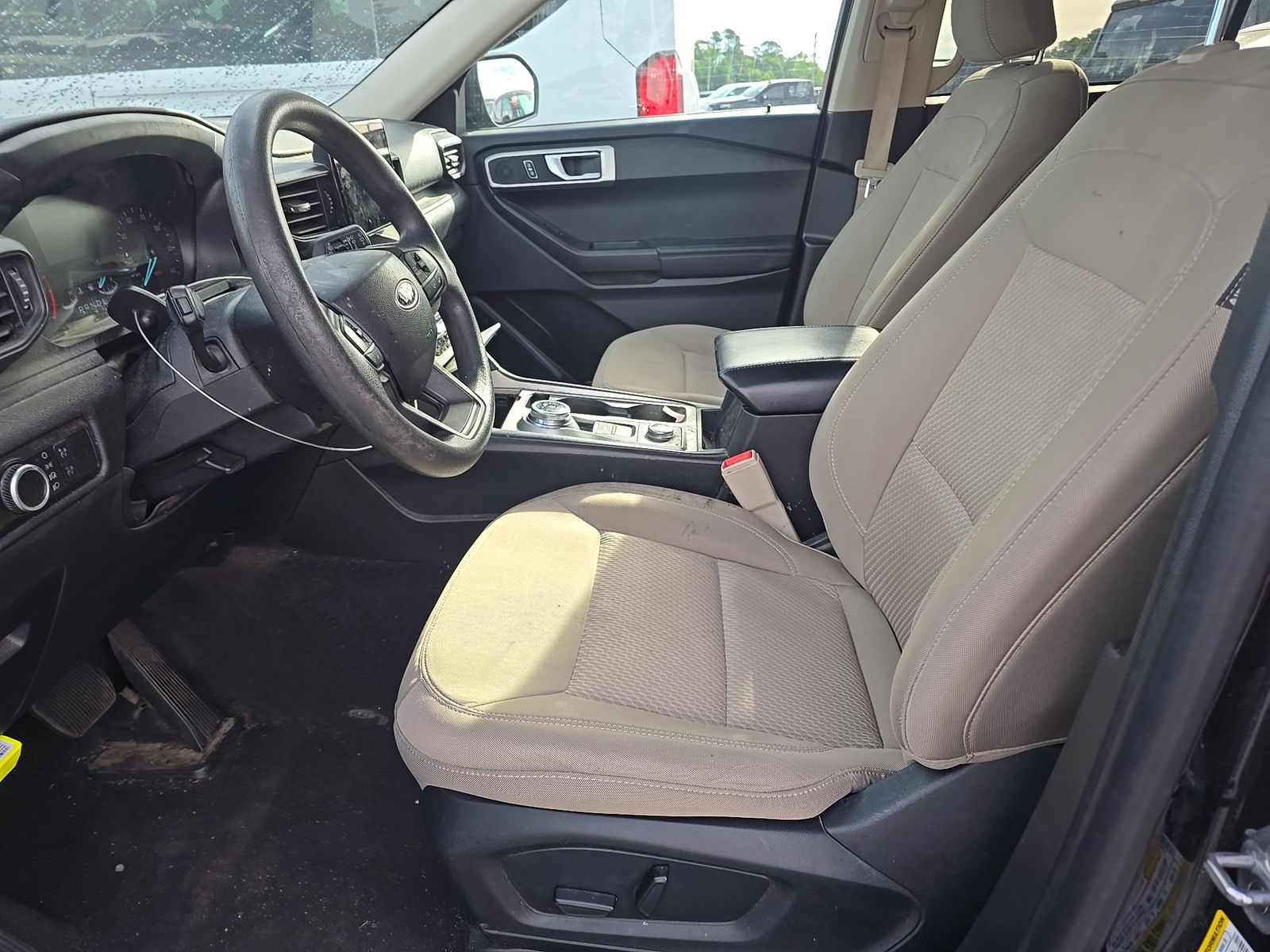 FORD EXPLORER - 8