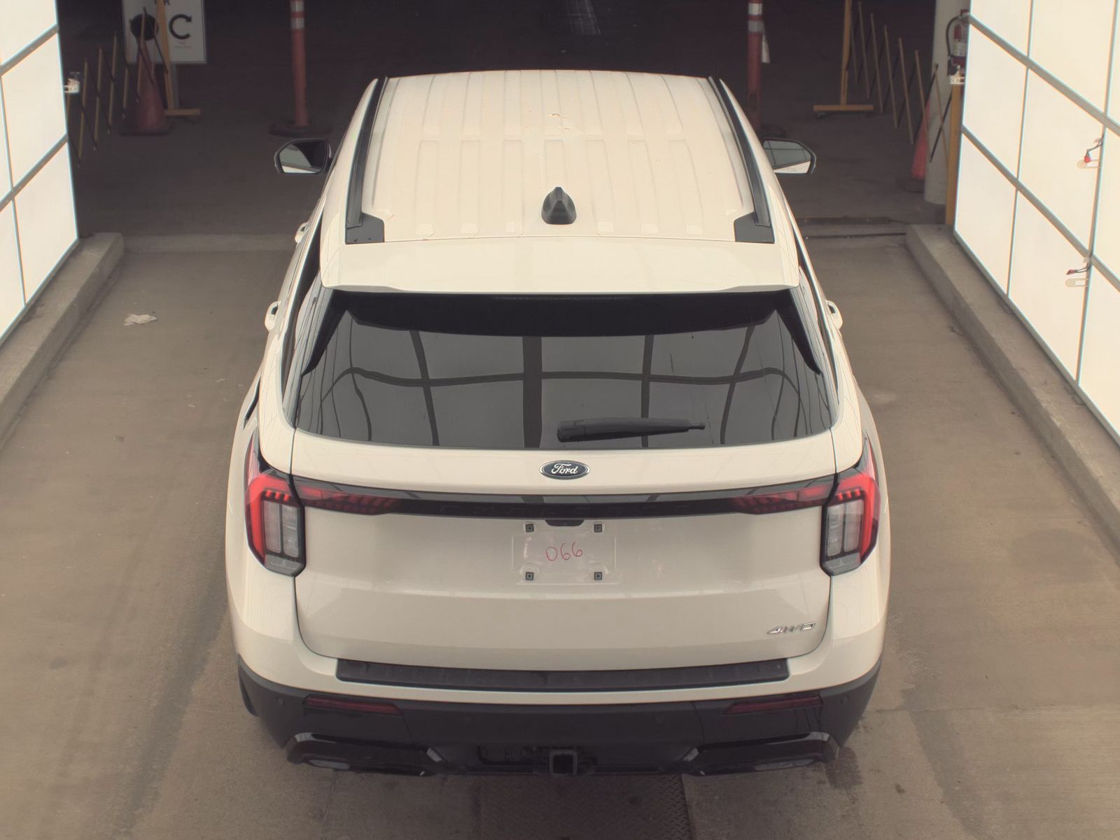 FORD EXPLORER - 7