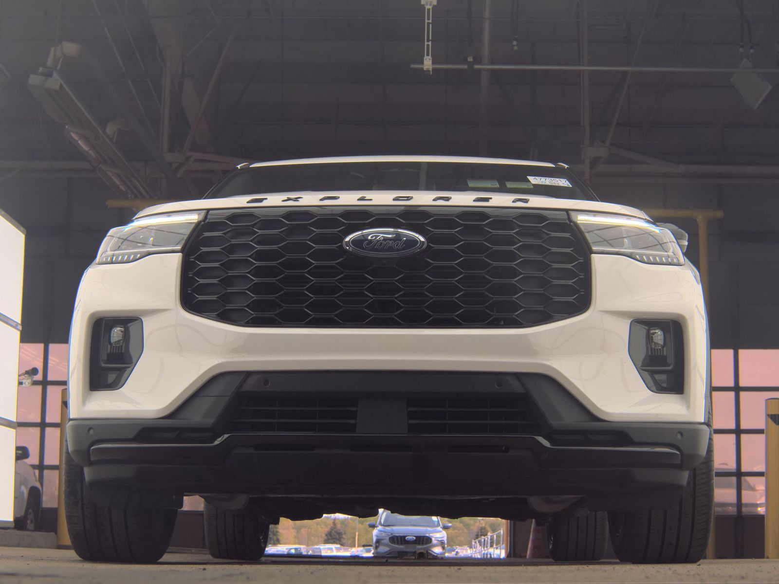 FORD EXPLORER - 4