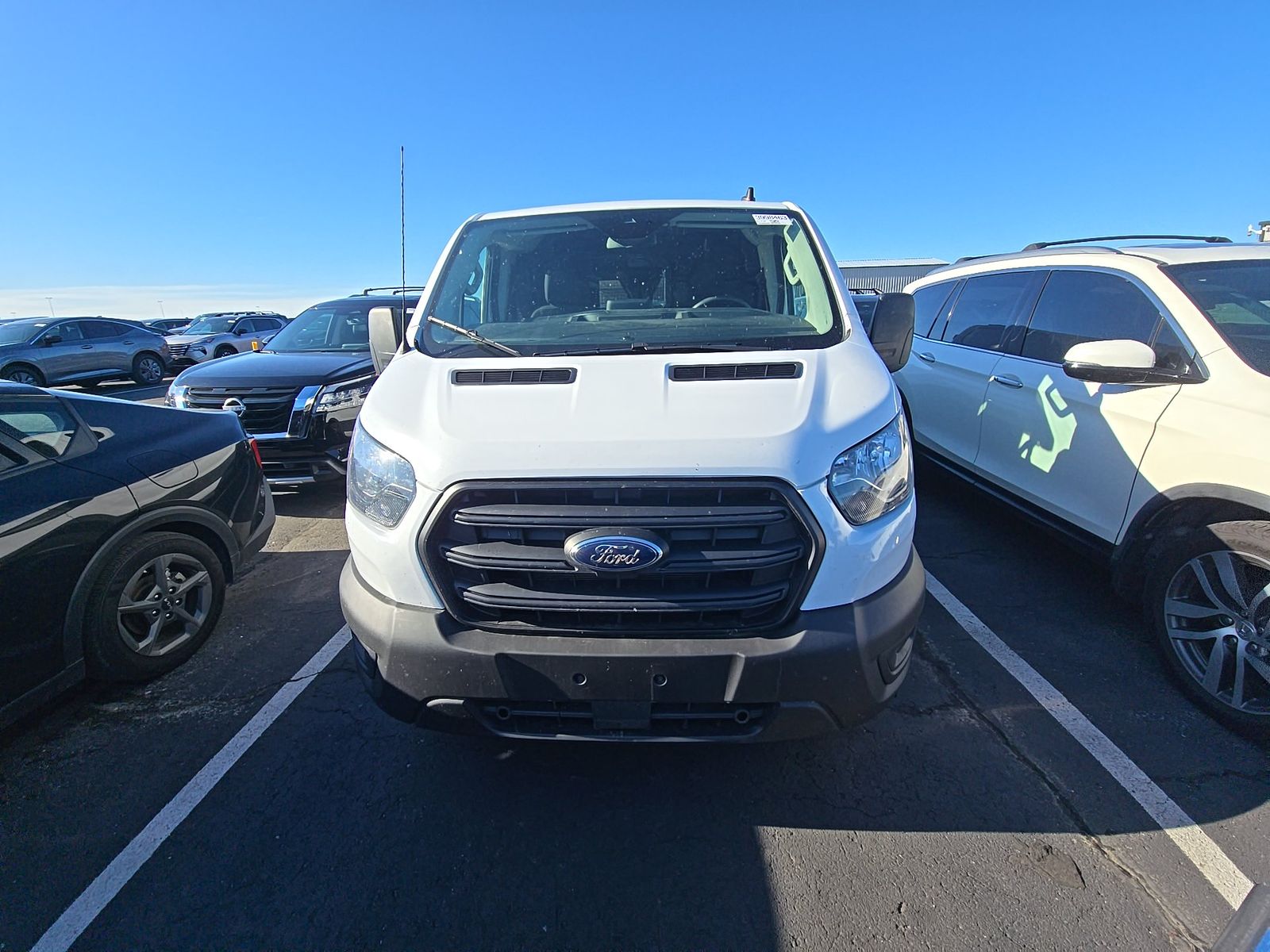 FORD TRANSIT 150 - 3