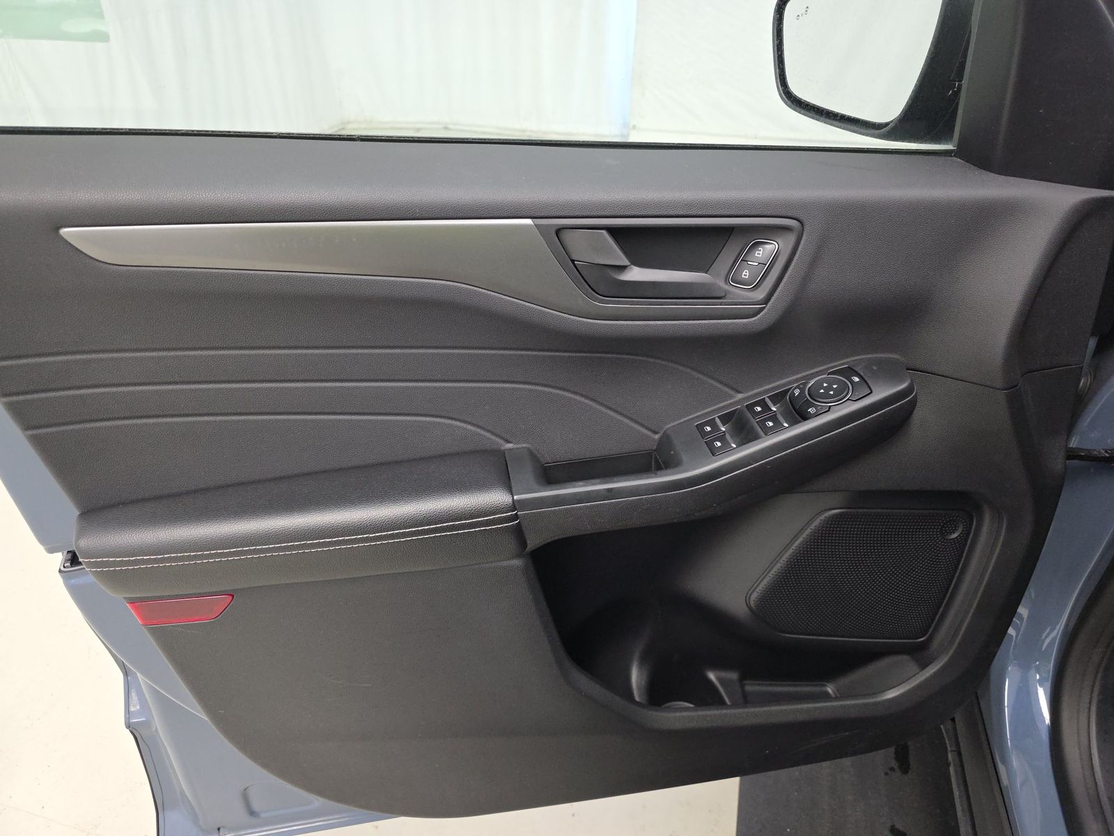 FORD ESCAPE - 10