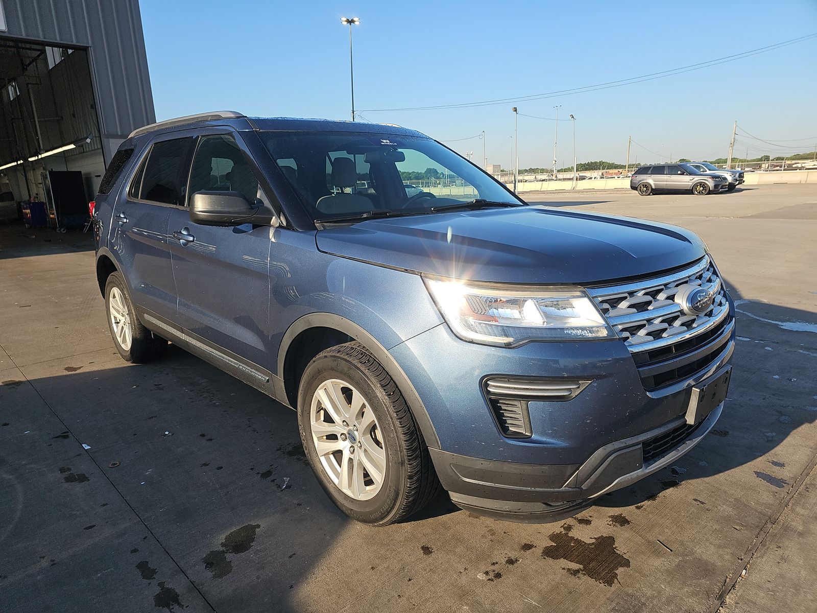 FORD EXPLORER - 4