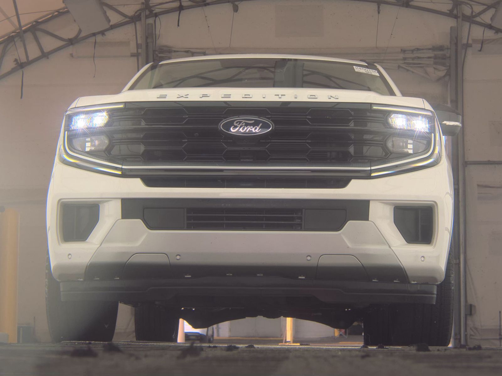 FORD EXPEDITION MAX - 4