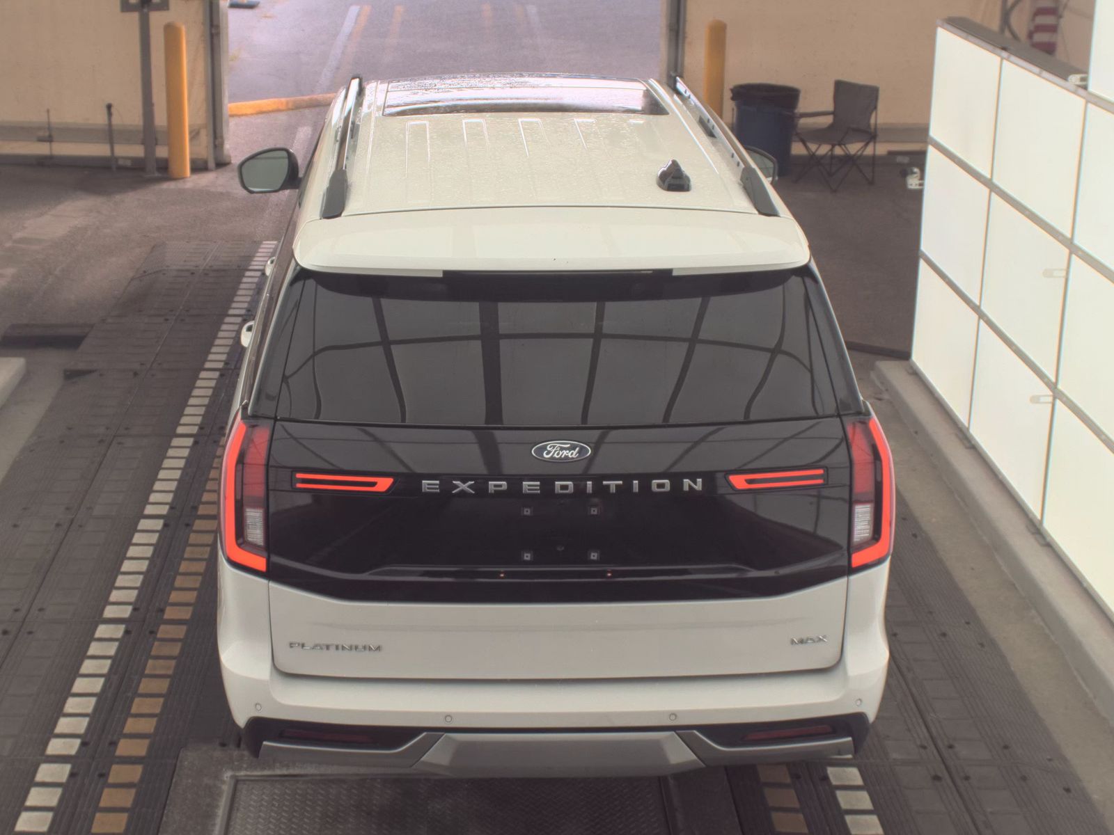 FORD EXPEDITION MAX - 7