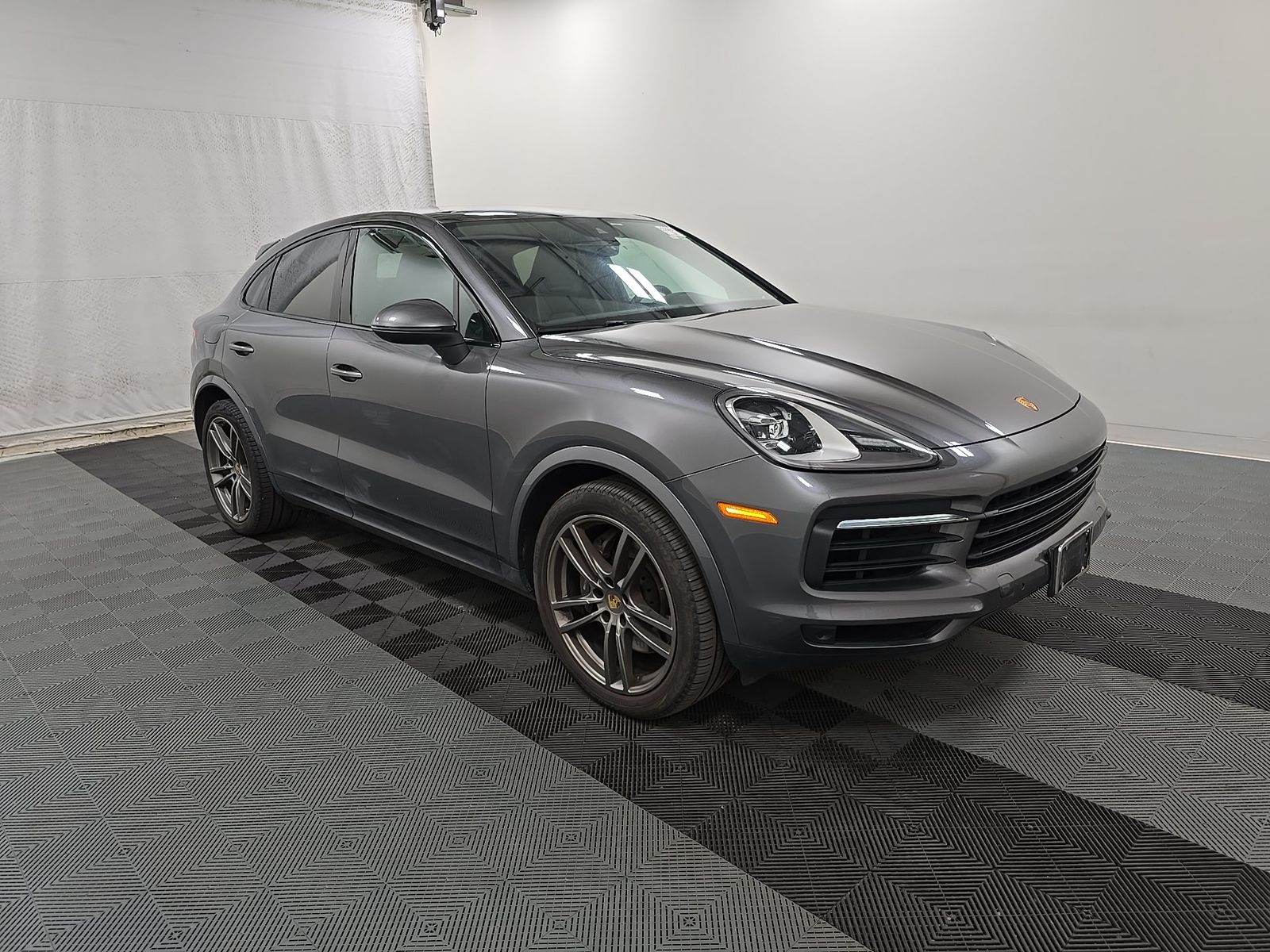 PORSCHE CAYENNE - 4