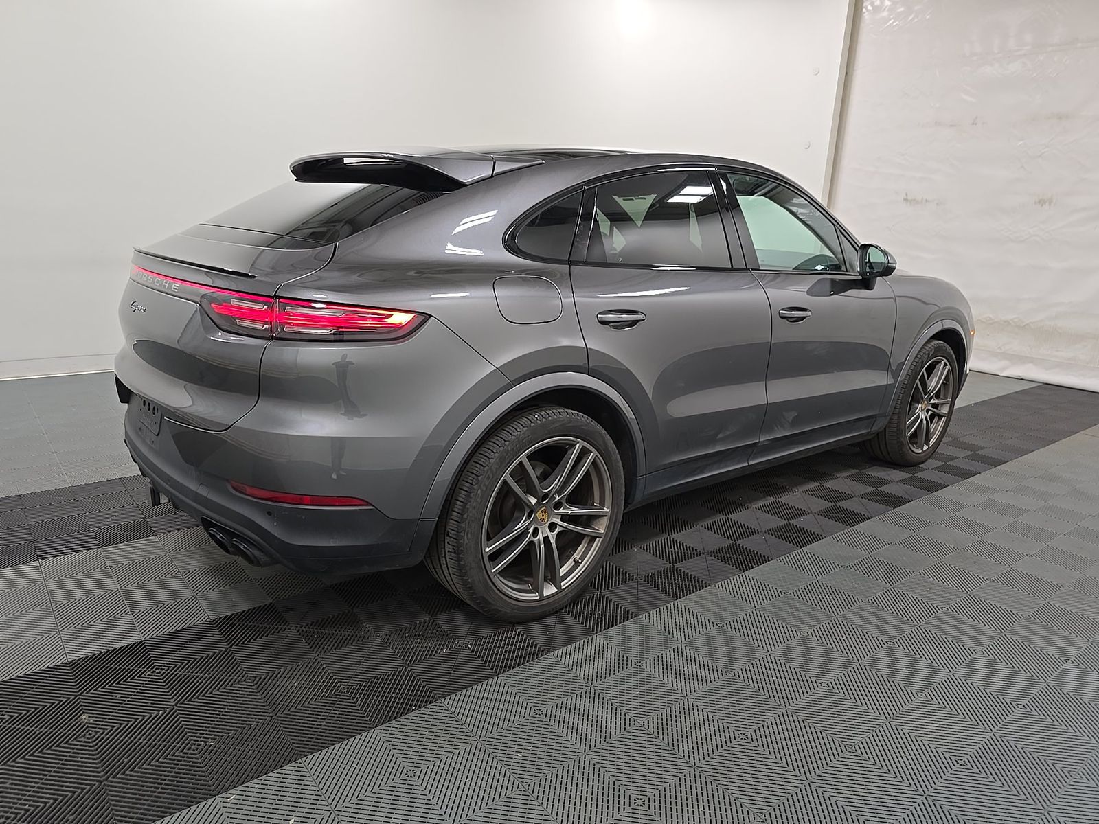 PORSCHE CAYENNE - 5