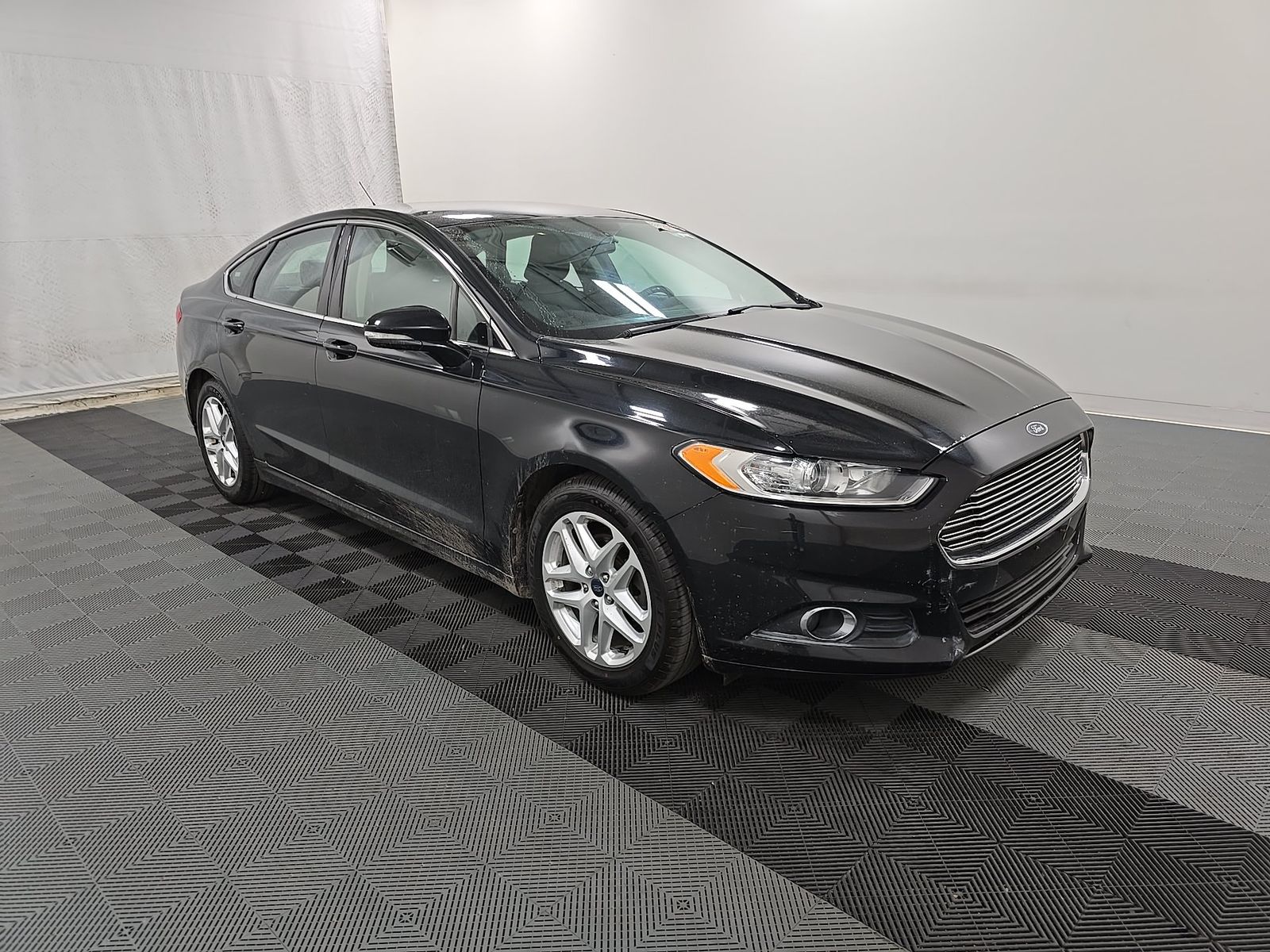 FORD FUSION - 4