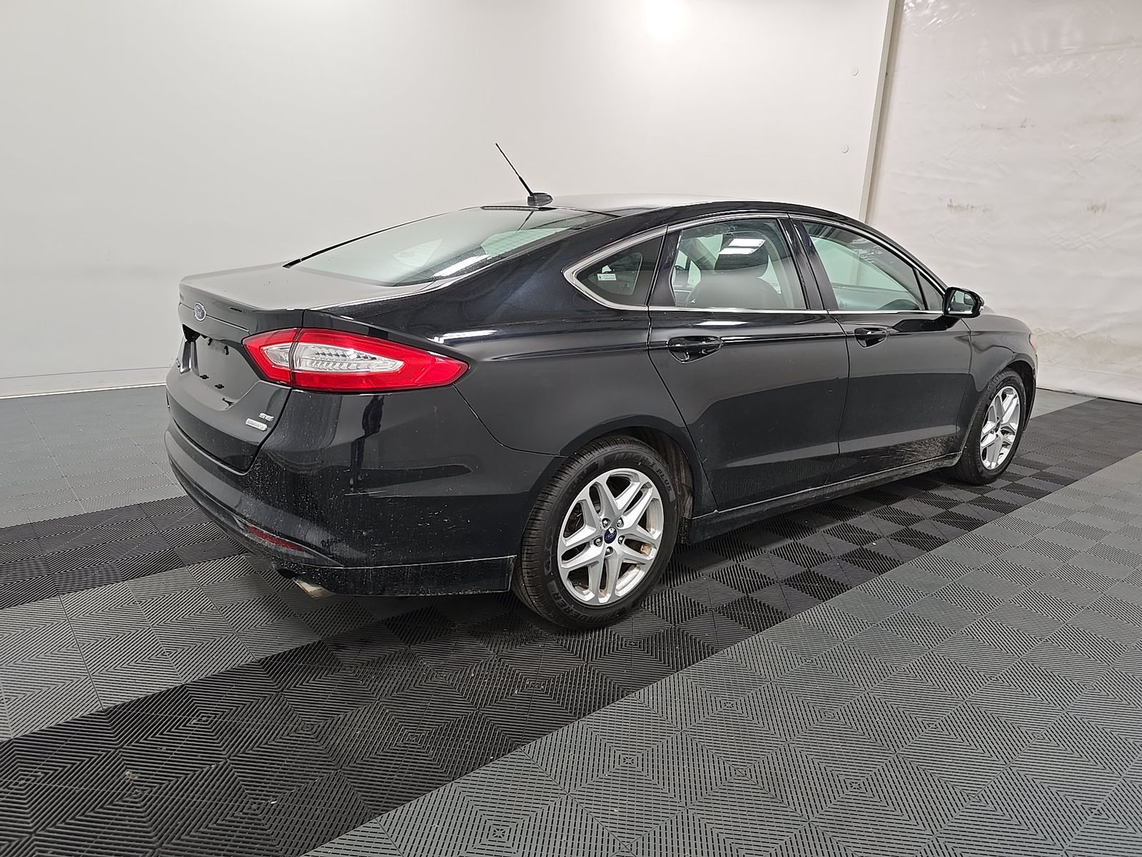 FORD FUSION - 5