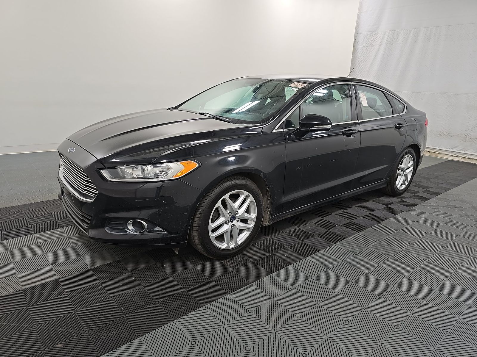 FORD FUSION - 1